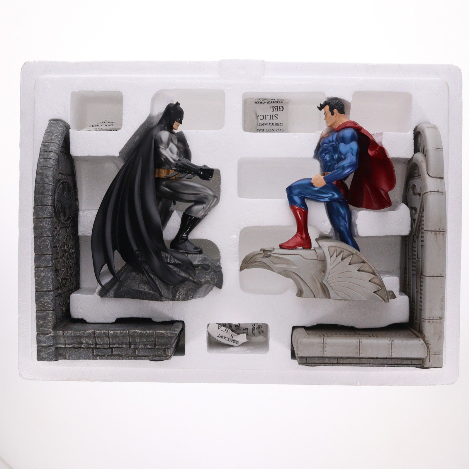 【中古即納】[FIG] スーパーマン&バットマン ブックエンド DCコミックス スタチュー 完成品 フィギュア(海外流通版) DCコレクタブルズ(DCダイレクト)(20150630)