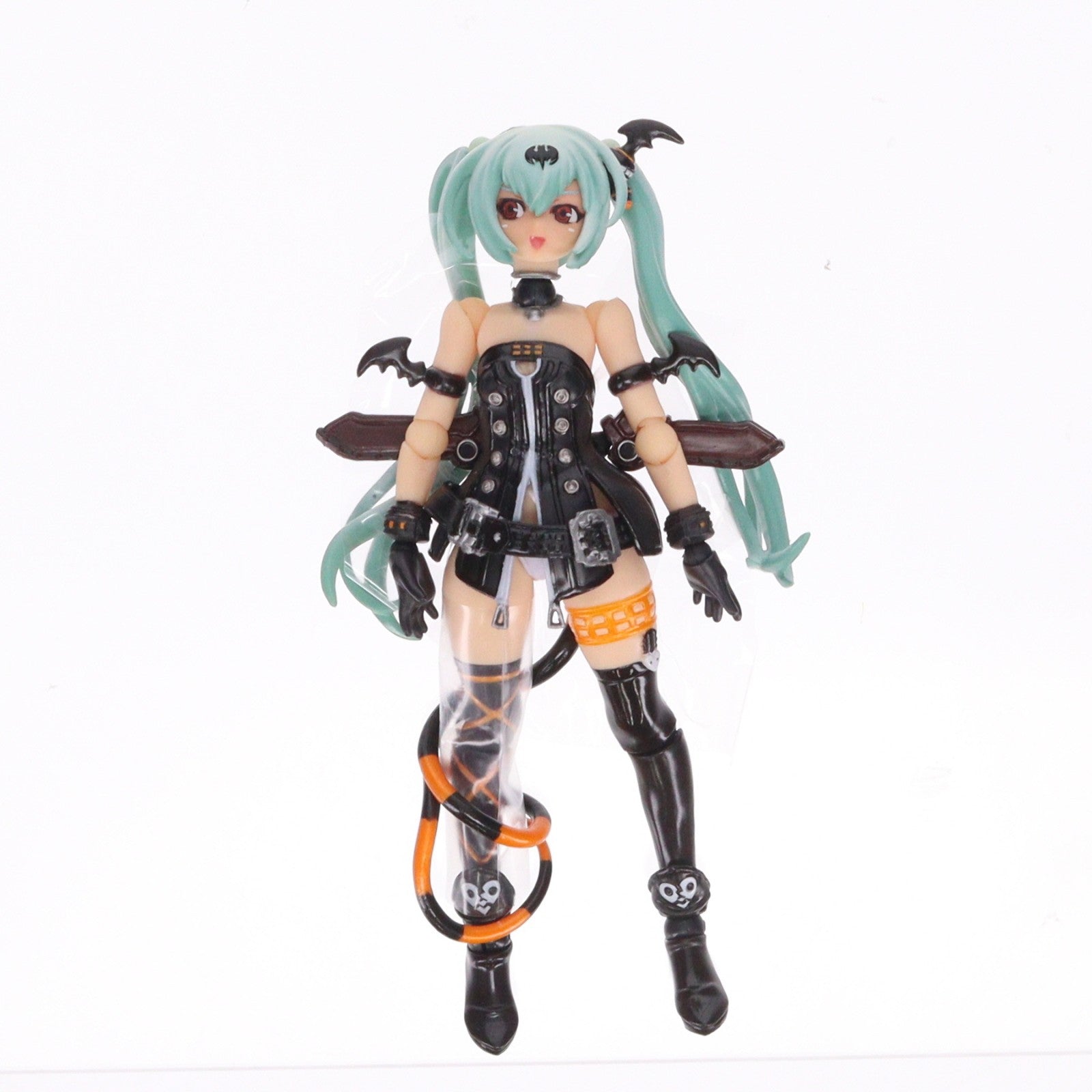 【中古即納】[FIG] リボルテック クイーンズブレイド EXTRA クイーンズゲイト 門を開く者アリス クイーンズゲイト 1/12 完成品 可動フィギュア 海洋堂(20101030)
