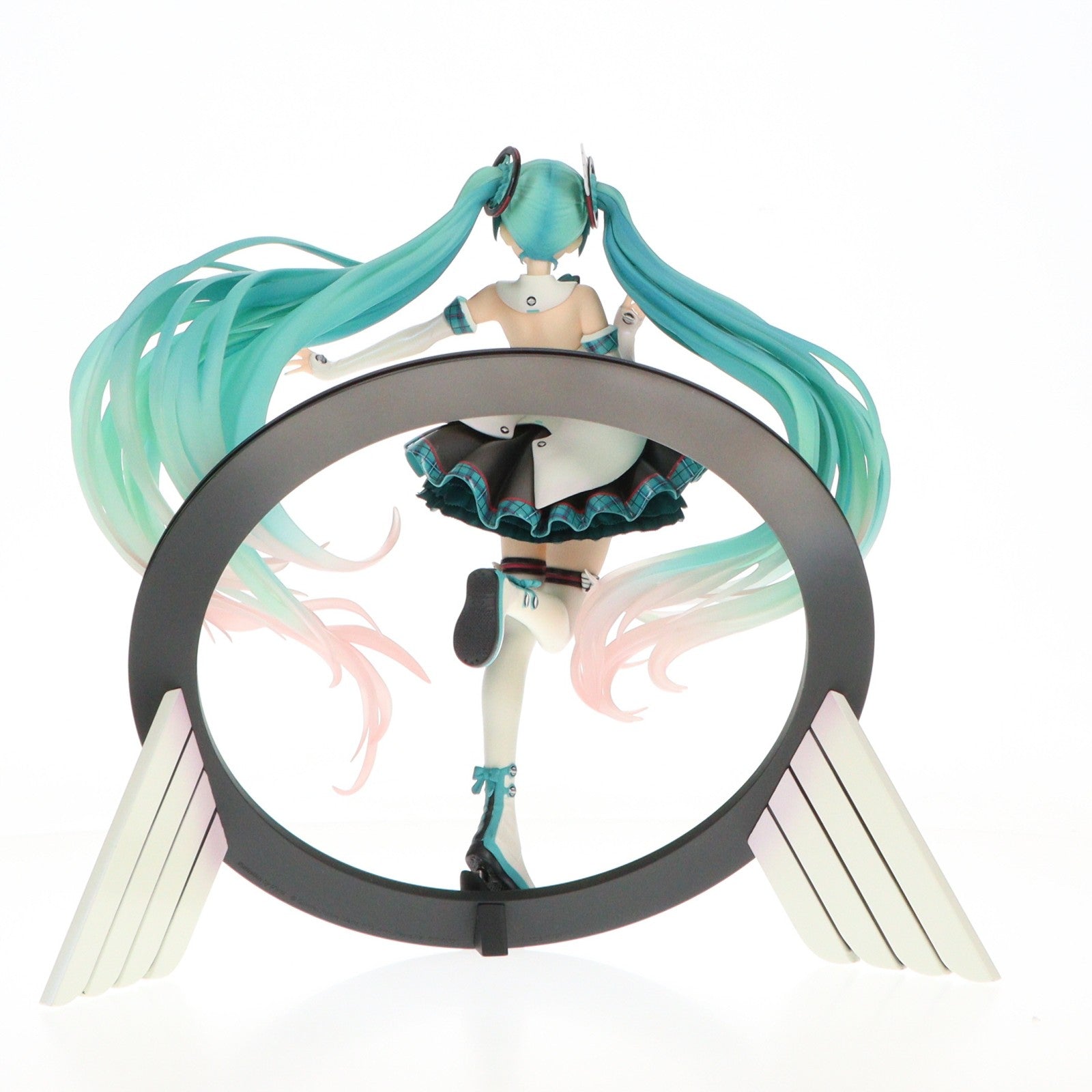 【中古即納】[FIG] ラバーストラップ付属 初音ミク「マジカルミライ 2017」Ver. キャラクター・ボーカル・シリーズ01 初音ミク 1/7 完成品 フィギュア マジカルミライ2017&F:NEX&あみあみ限定(AMU-FNX101) フリュー(20180228)