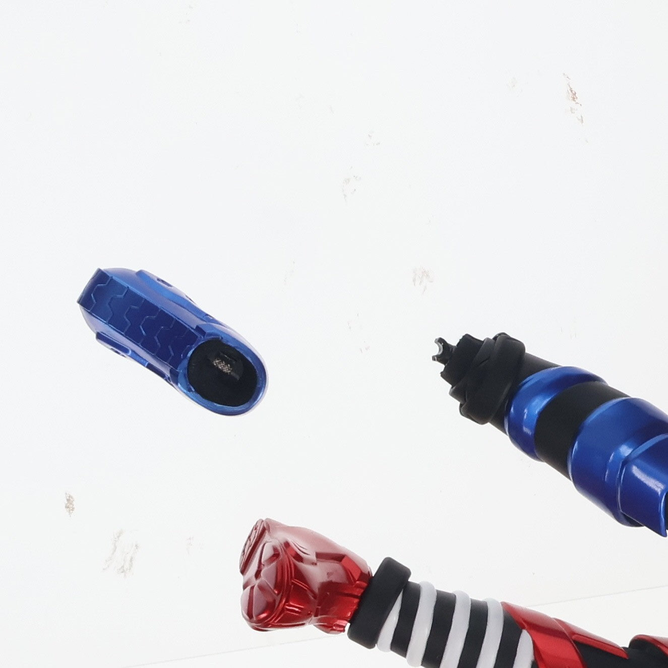 【中古即納】[FIG] リアルアクションヒーローズ No.779 RAH GENESIS 仮面ライダービルド ラビットタンクフォーム 完成品 可動フィギュア プレックス/メディコム・トイ(20181230)