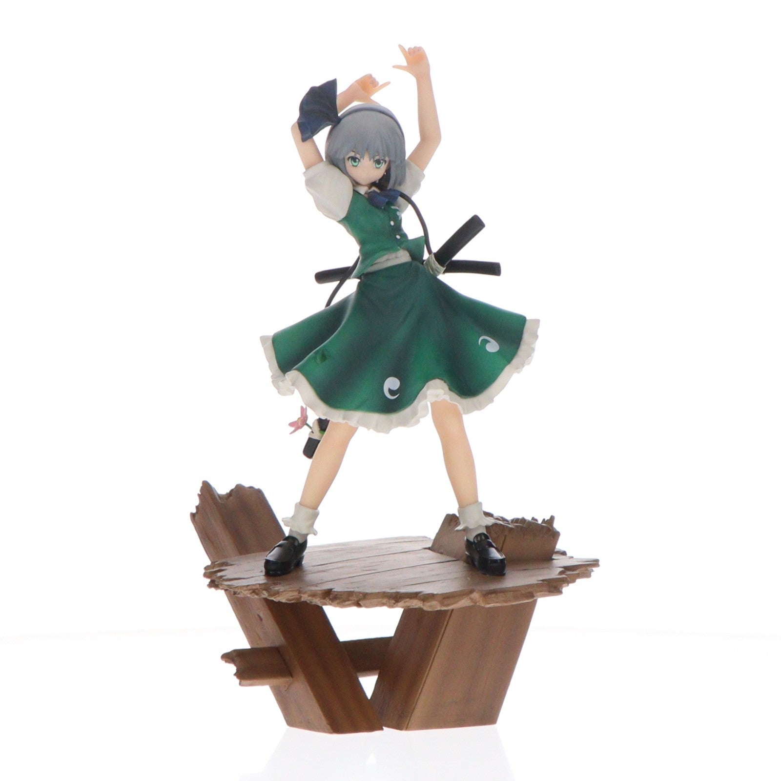 【中古即納】[FIG] 半人半霊の庭師 魂魄妖夢(こんぱくようむ) ～六道剣ver.～ 東方Project 1/7 完成品 フィギュア グリフォンエンタープライズ(20101030)