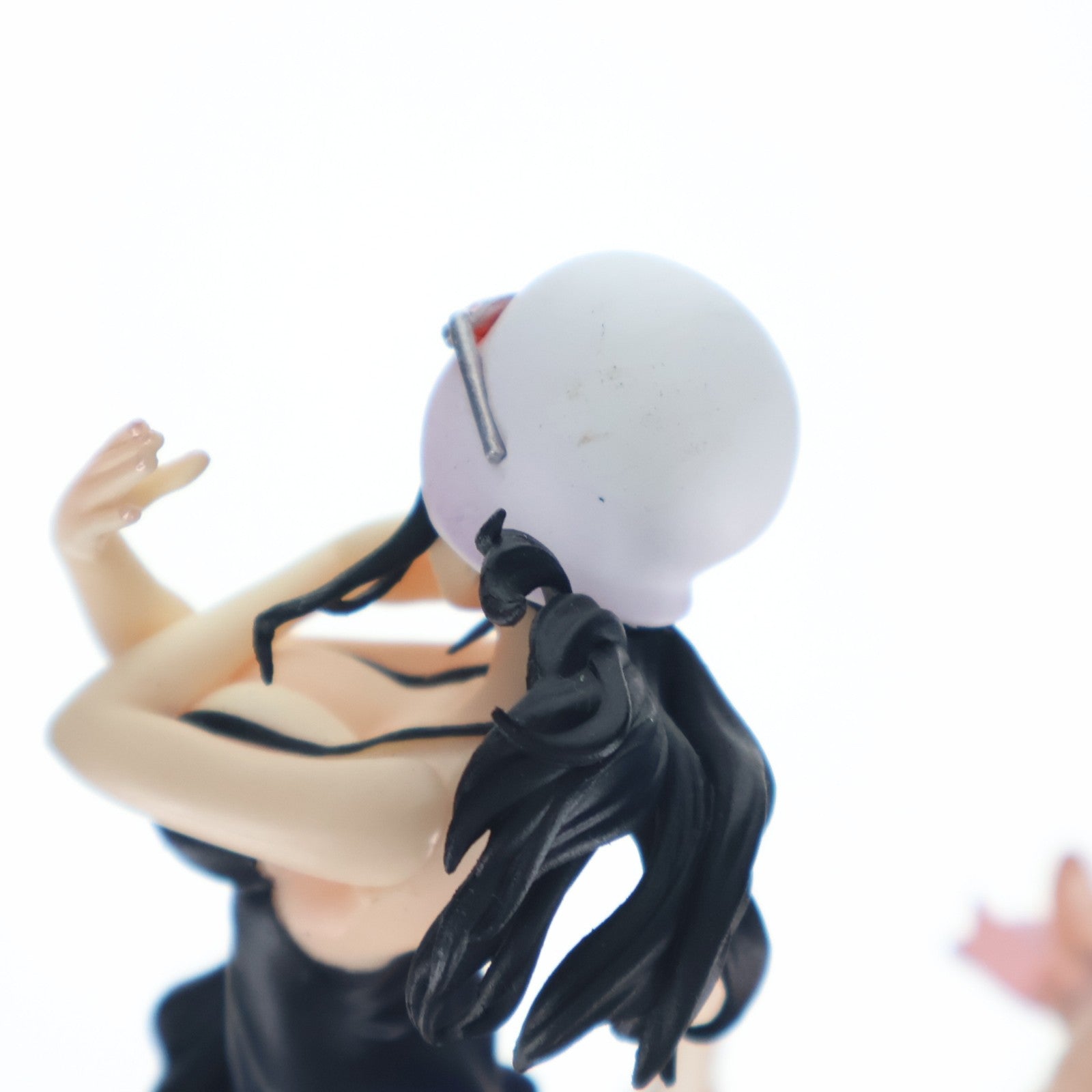 【中古即納】[FIG] フィギュアーツZERO ニコ・ロビン -千紫万紅花畑(ミル・フルール カンポ・デ・フローレス)- ONE PIECE(ワンピース) 完成品 フィギュア バンダイスピリッツ(20181020)