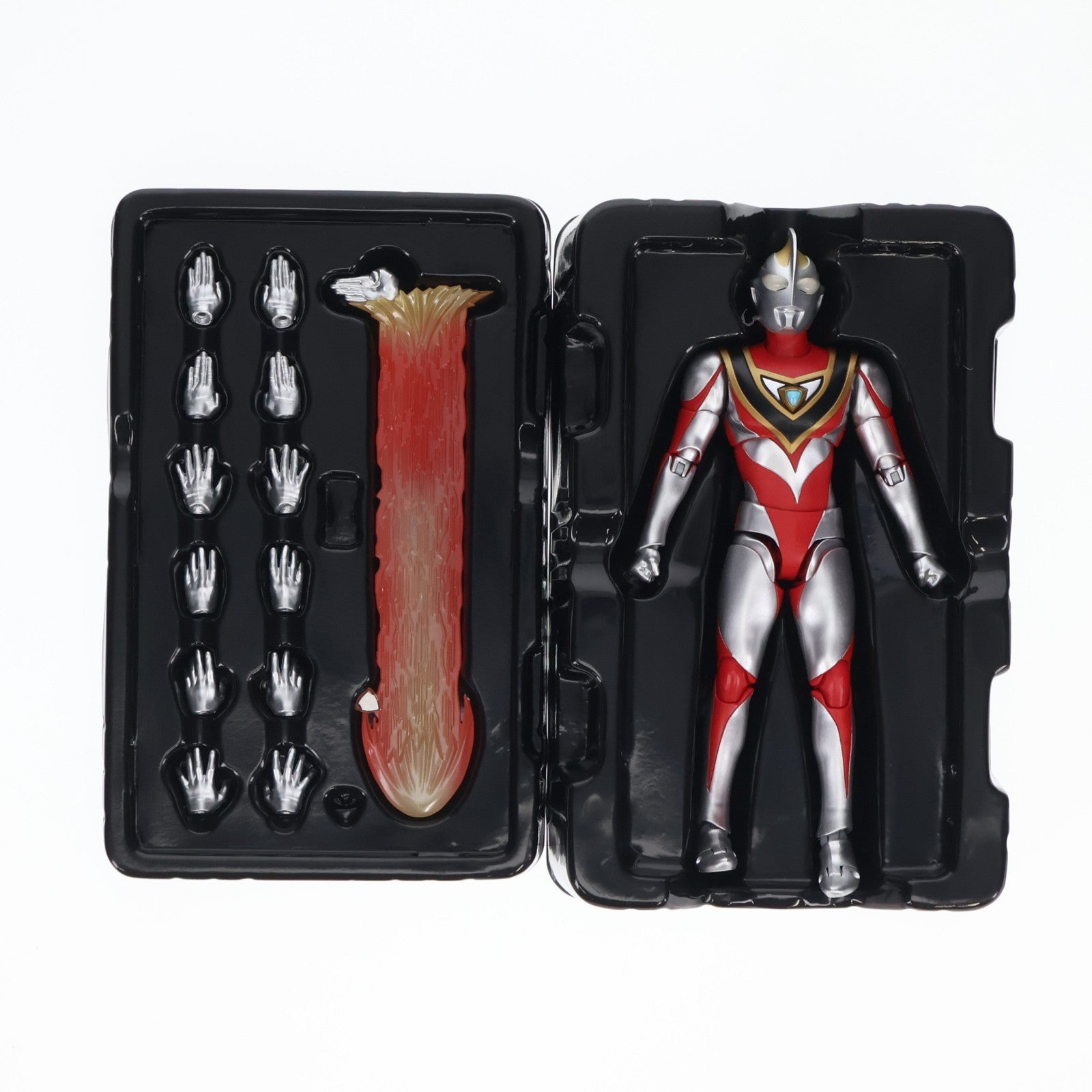 【中古即納】[FIG] S.H.Figuarts(フィギュアーツ) 真骨彫製法 ウルトラマンガイア(V2) 完成品 可動フィギュア バンダイスピリッツ(20240622)