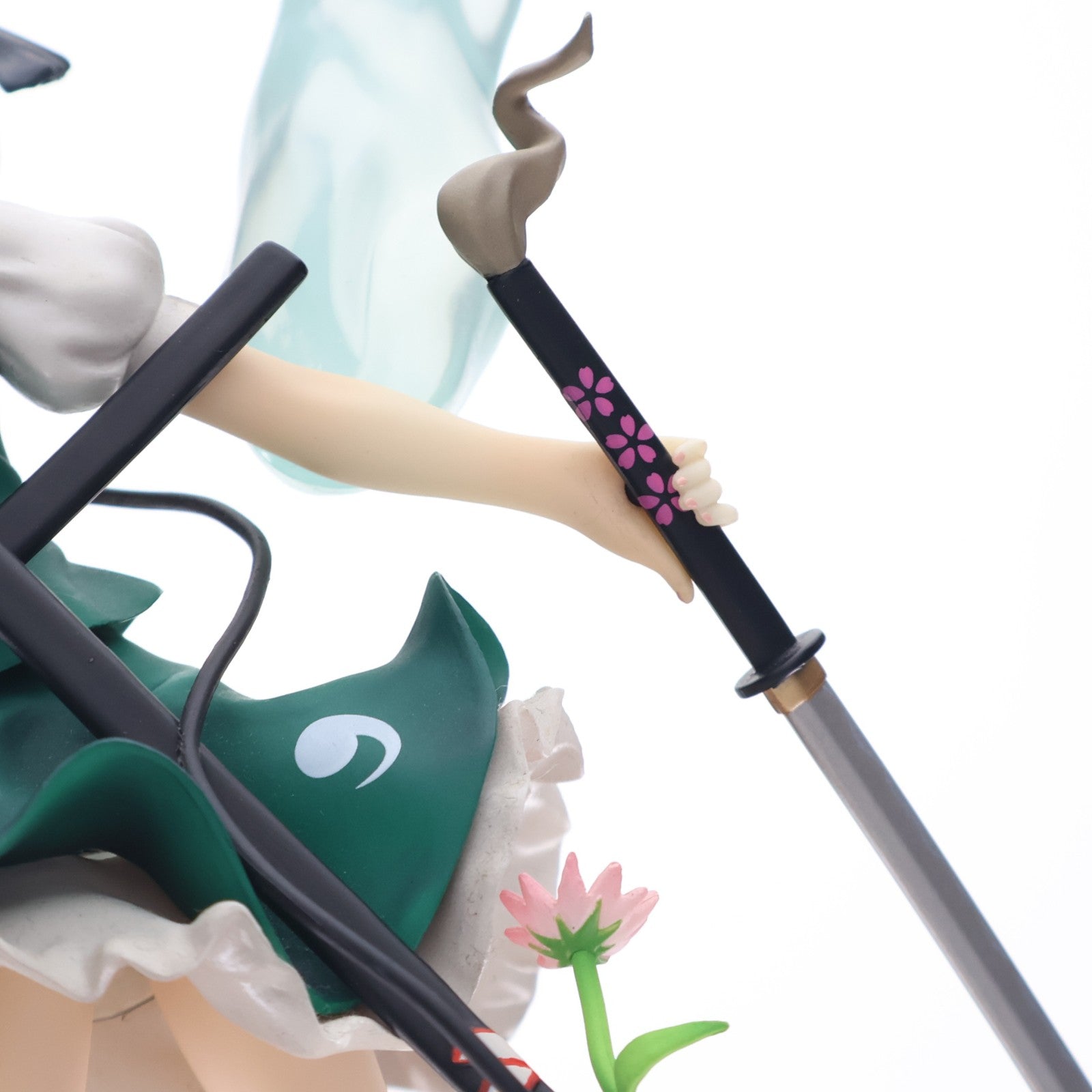 【中古即納】[FIG] 半人半霊の庭師 魂魄妖夢(こんぱくようむ) 東方Project 1/8 完成品 フィギュア グリフォンエンタープライズ(20091220)