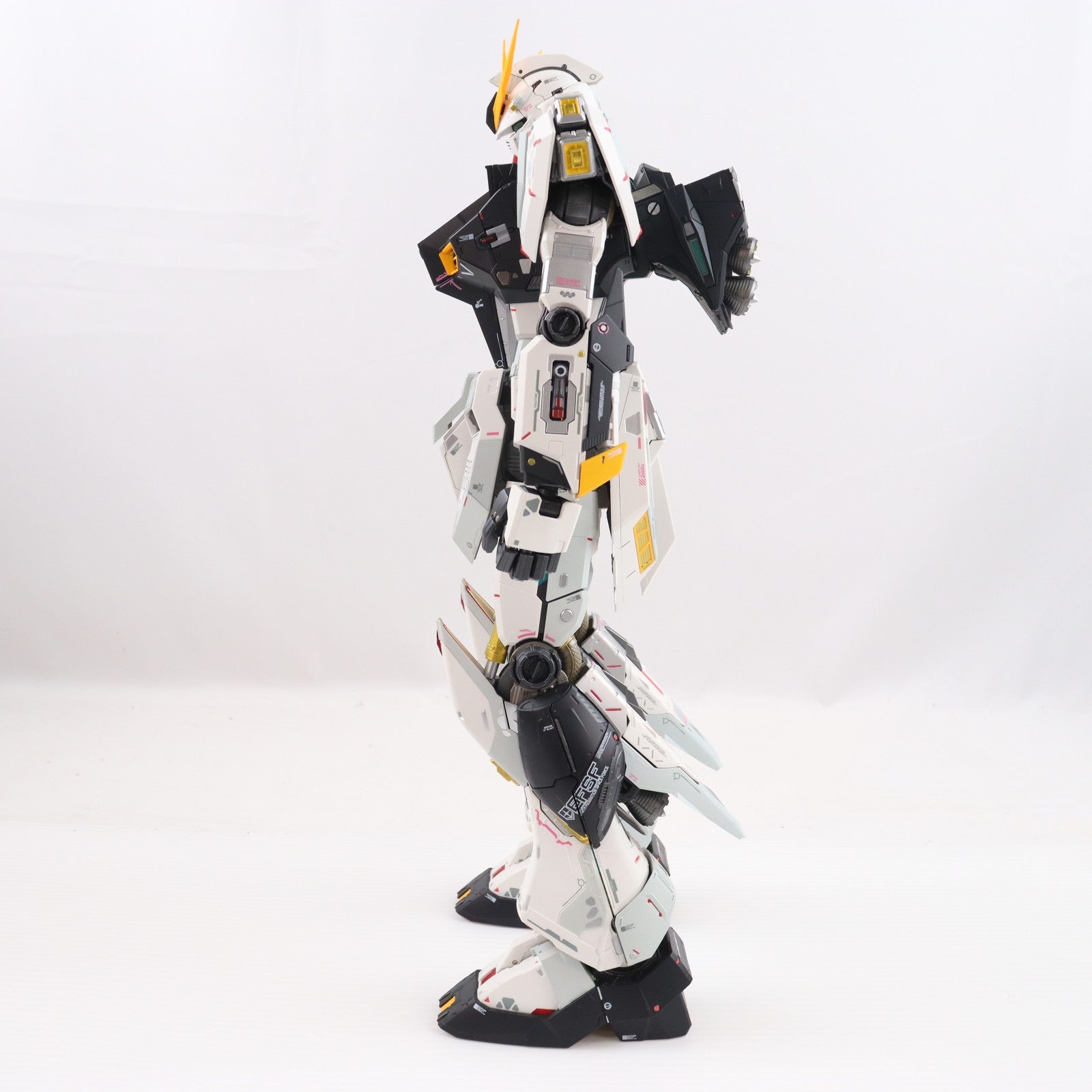 【中古即納】[FIG] 魂ウェブ商店限定 METAL STRUCTURE 解体匠機 RX-93 νガンダム フィン・ファンネル装備 機動戦士ガンダム 逆襲のシャア 完成品 可動フィギュア バンダイスピリッツ(20240416)