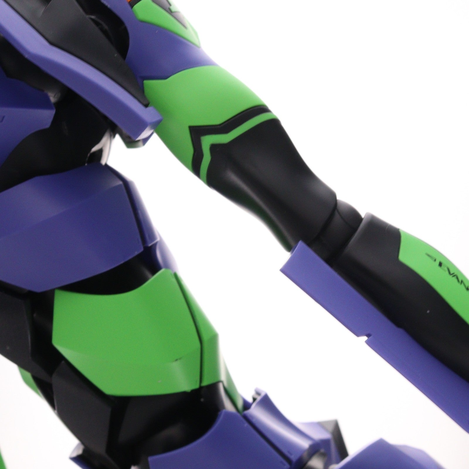 【中古即納】[FIG] DYNACTION(ダイナクション) 汎用ヒト型決戦兵器人造人間エヴァンゲリオン初号機+カシウスの槍(リニューアルカラーエディション) シン・エヴァンゲリオン劇場版 完成品 可動フィギュア バンダイスピリッツ(20220219)