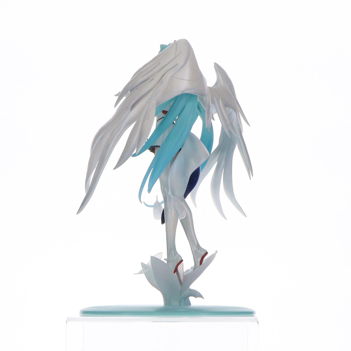 【中古即納】[FIG] Lucrea(ルクリア) 初音ミク×ウイングガンダムゼロ EW 機動戦士ガンダム45周年×初音ミク 新機動戦記ガンダムW(ウイング) 1/7 完成品 フィギュア プレミアムバンダイ&一部流通限定 メガハウス(20260626)