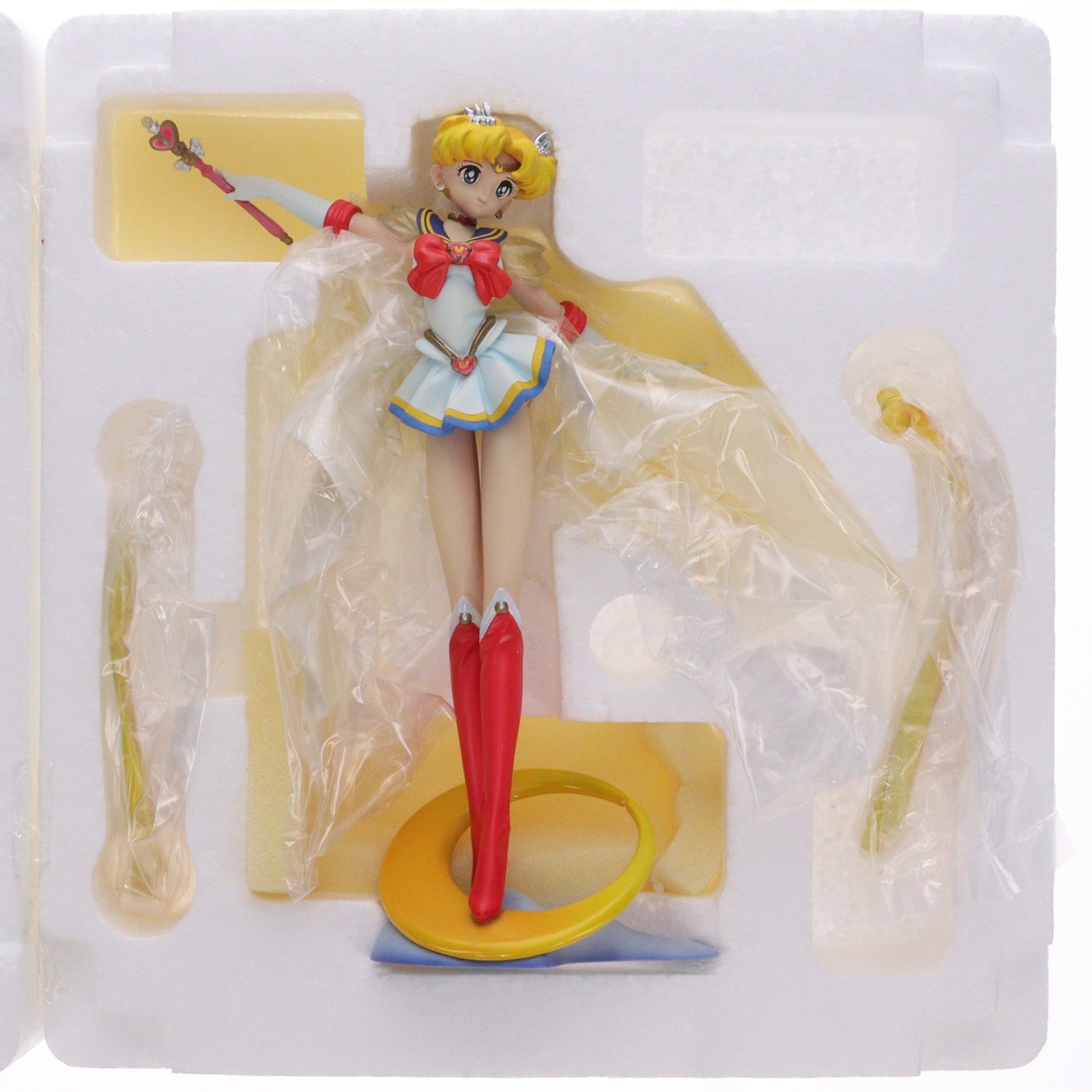 【中古即納】[FIG] スーパーセーラームーン 美少女戦士セーラームーンS(スーパー) 1/8 完成品 フィギュア 海洋堂(20010531)