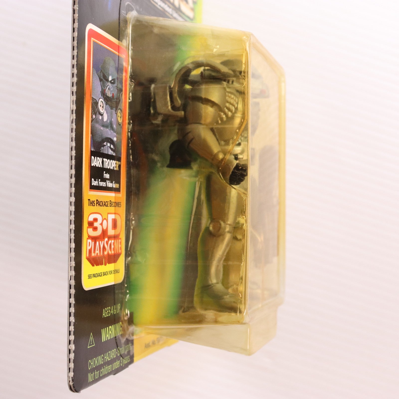 【中古即納】[FIG] Expanded Universe スター・ウォーズ ベーシックフィギュア ダーク トルーパー STAR WARS(スター・ウォーズ) 完成品 可動フィギュア(69894) ハズブロ(19981231)