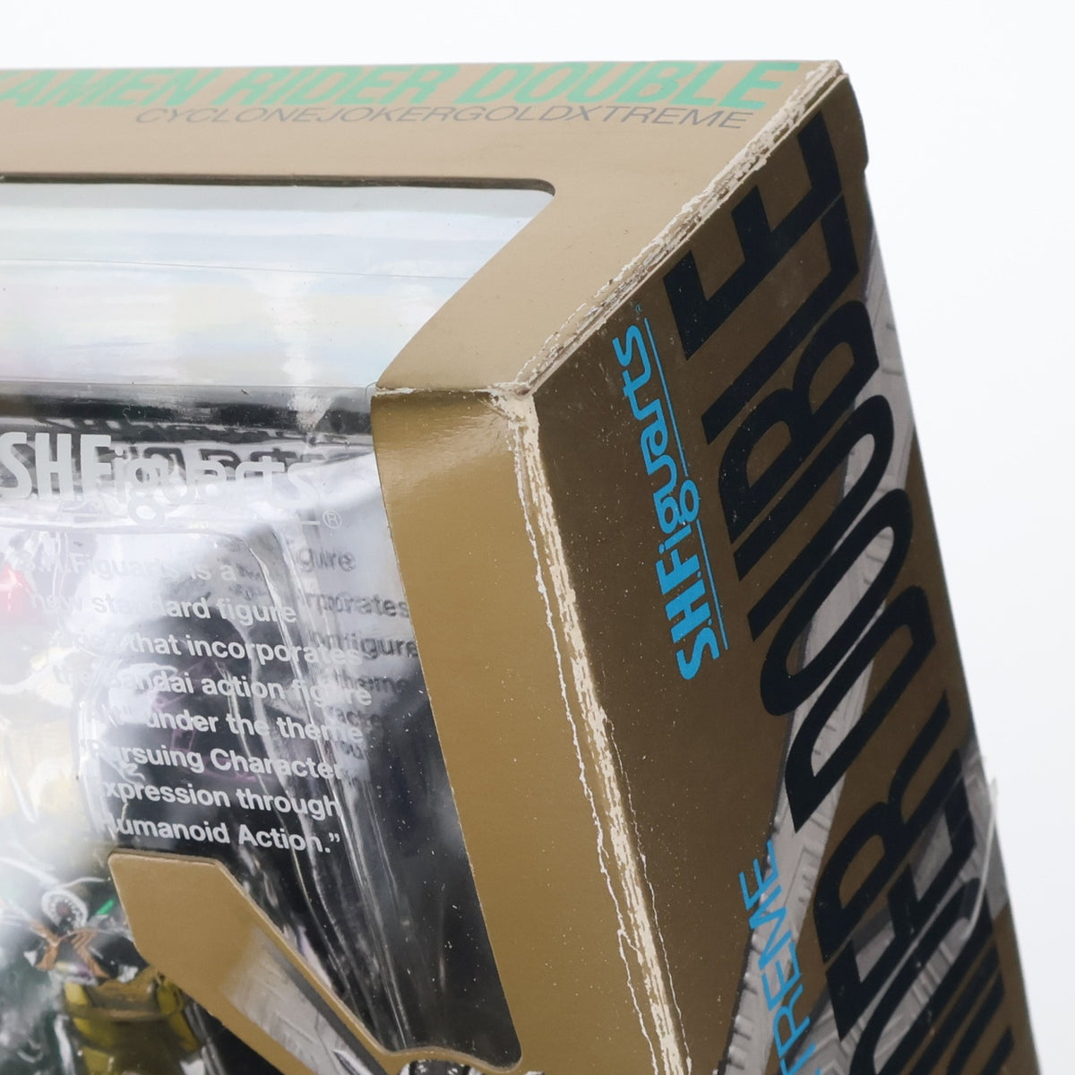 【中古即納】[FIG] 魂ウェブ商店限定 S.H.Figuarts(フィギュアーツ) 仮面ライダーW(ダブル) サイクロンジョーカーゴールドエクストリーム 仮面ライダー×仮面ライダー オーズ&ダブル feat.スカル MOVIE大戦CORE 完成品 可動フィギュア バンダイ(20110428)