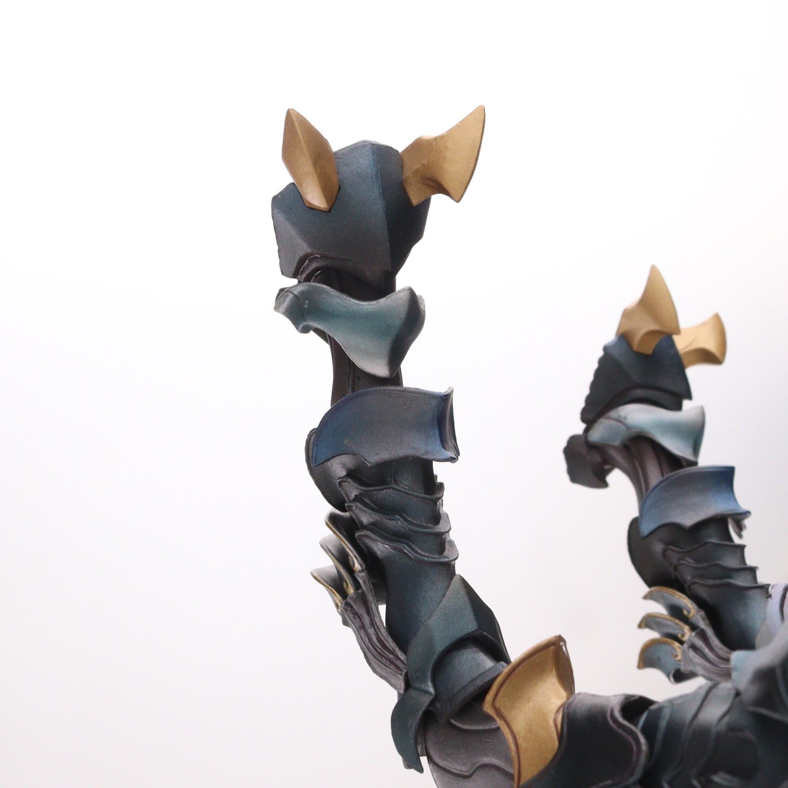 【中古即納】[FIG] 魂ウェブ商店限定 魔戒可動 魔導馬 ライゴウ 牙狼-GARO-(ガロ) 完成品 可動フィギュア バンダイ(20120623)