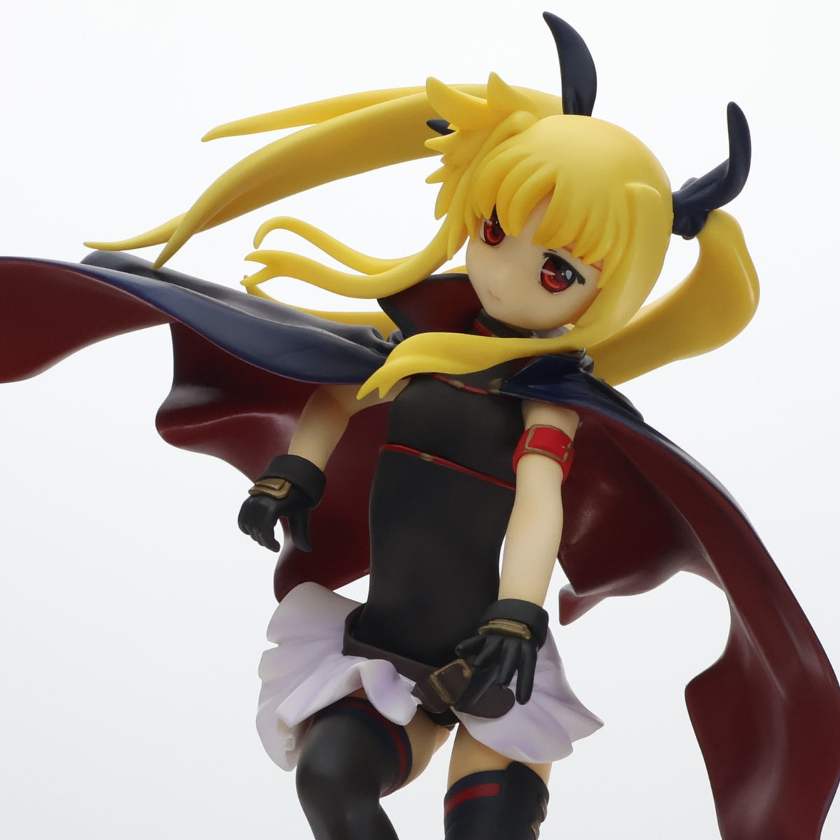【中古即納】[FIG] レジーニャ! フェイト・テスタロッサ ストライクVer. 魔法少女リリカルなのは The MOVIE 1st 完成品 フィギュア コスパ(20130531)