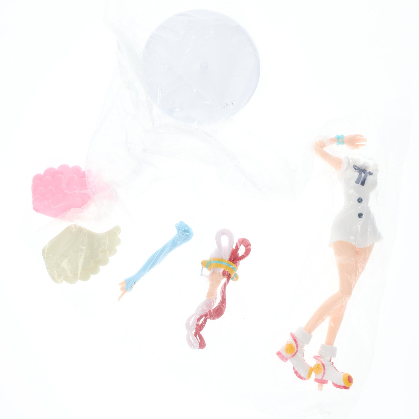 【中古即納】[FIG] ウタ ワンピース FILM RED GLITTER&GLAMOURS-UTA- ONE PIECE フィギュア プライズ(2666656) バンプレスト(20230820)