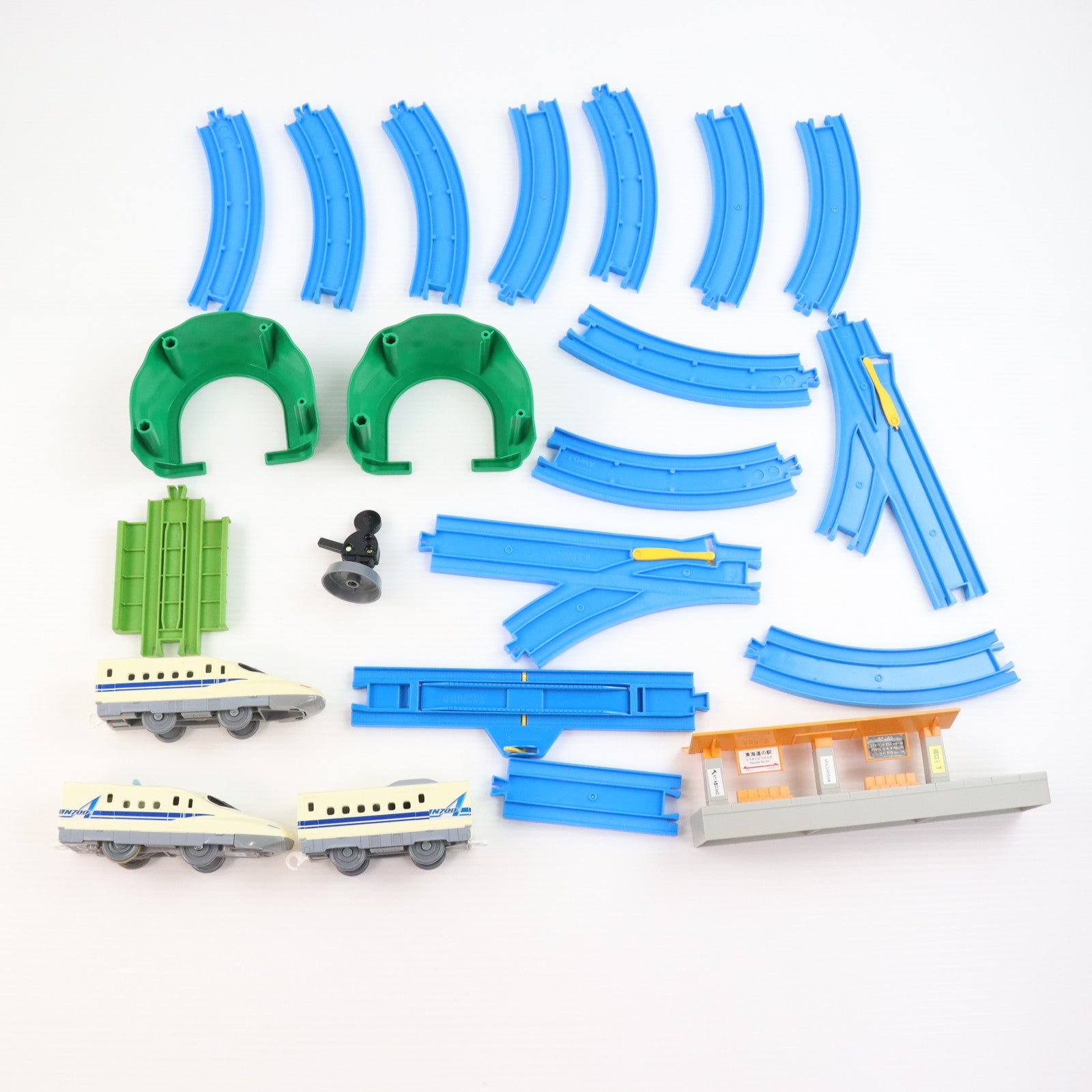 【中古即納】[RWM] プラレール N700A系新幹線ベーシックセット(動力付き) 鉄道模型 タカラトミー(20130314)