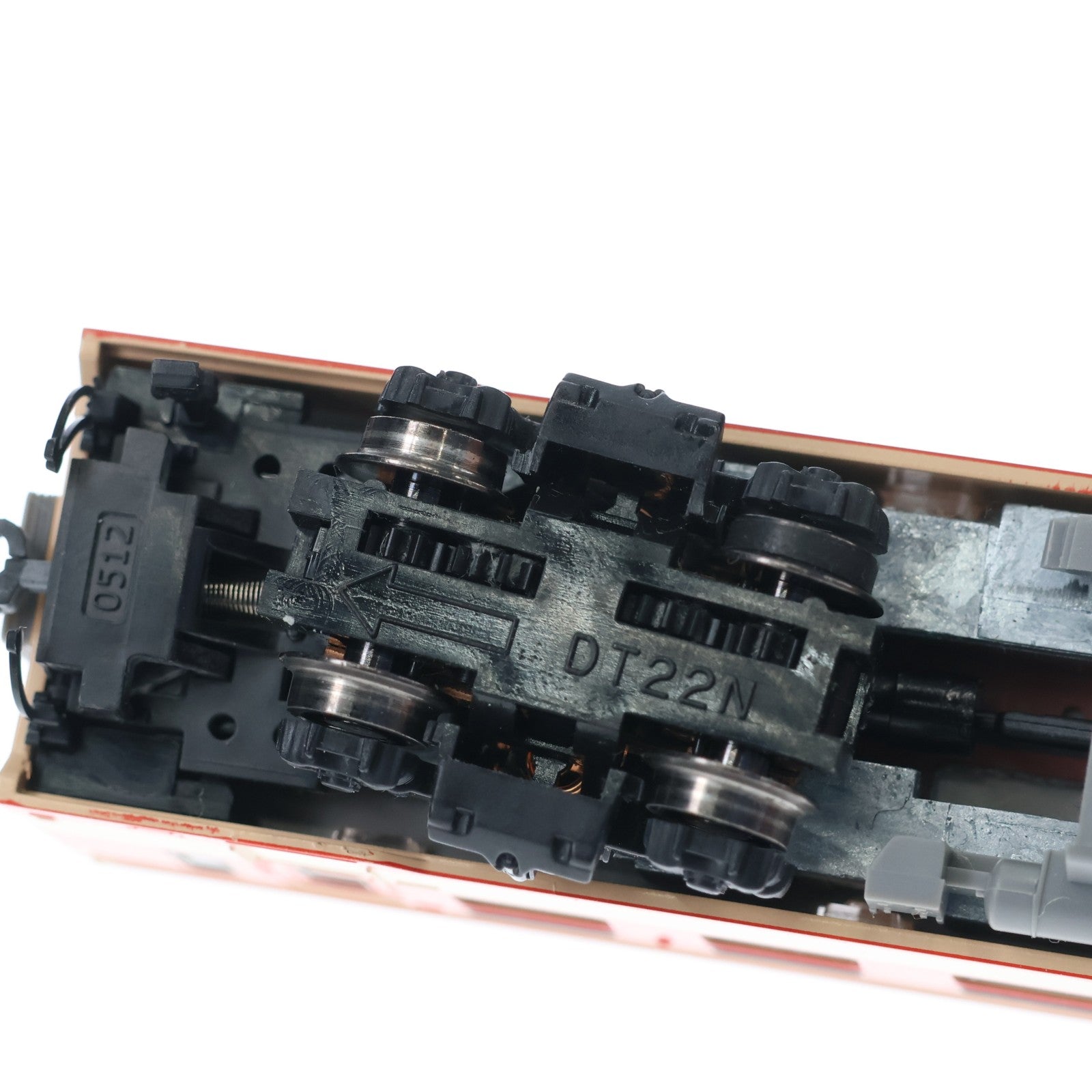 【中古即納】[RWM] 98026 国鉄 キハ26形ディーゼルカー(初期急行色・バス窓)セット(2両)(動力付き) Nゲージ 鉄道模型 TOMIX(トミックス)(20170429)