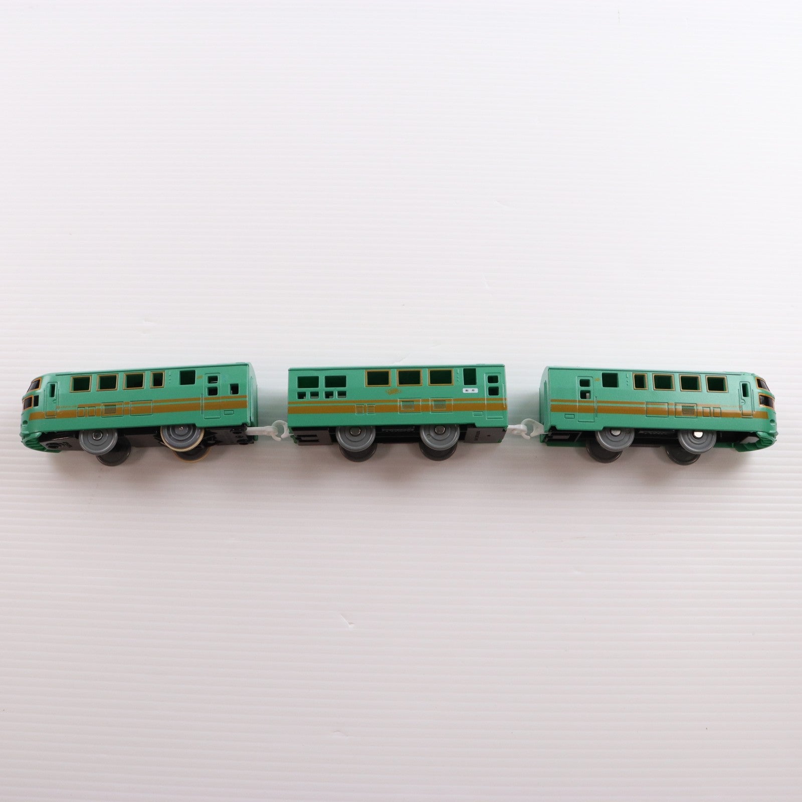 【中古即納】[RWM] プラレール S-21 JR九州ゆふいんの森(動力付き) 鉄道模型 タカラトミー(20160211)