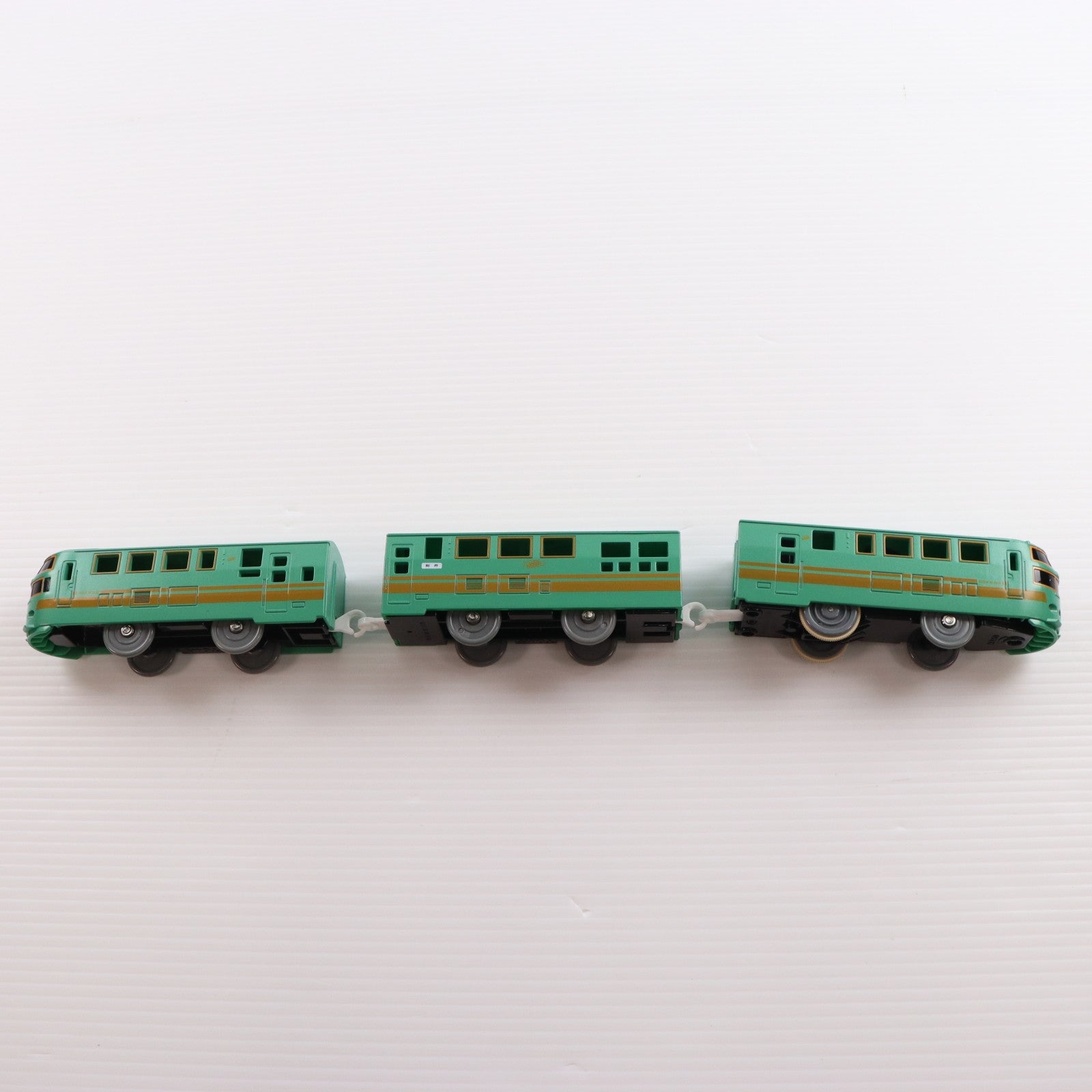 【中古即納】[RWM] プラレール S-21 JR九州ゆふいんの森(動力付き) 鉄道模型 タカラトミー(20160211)