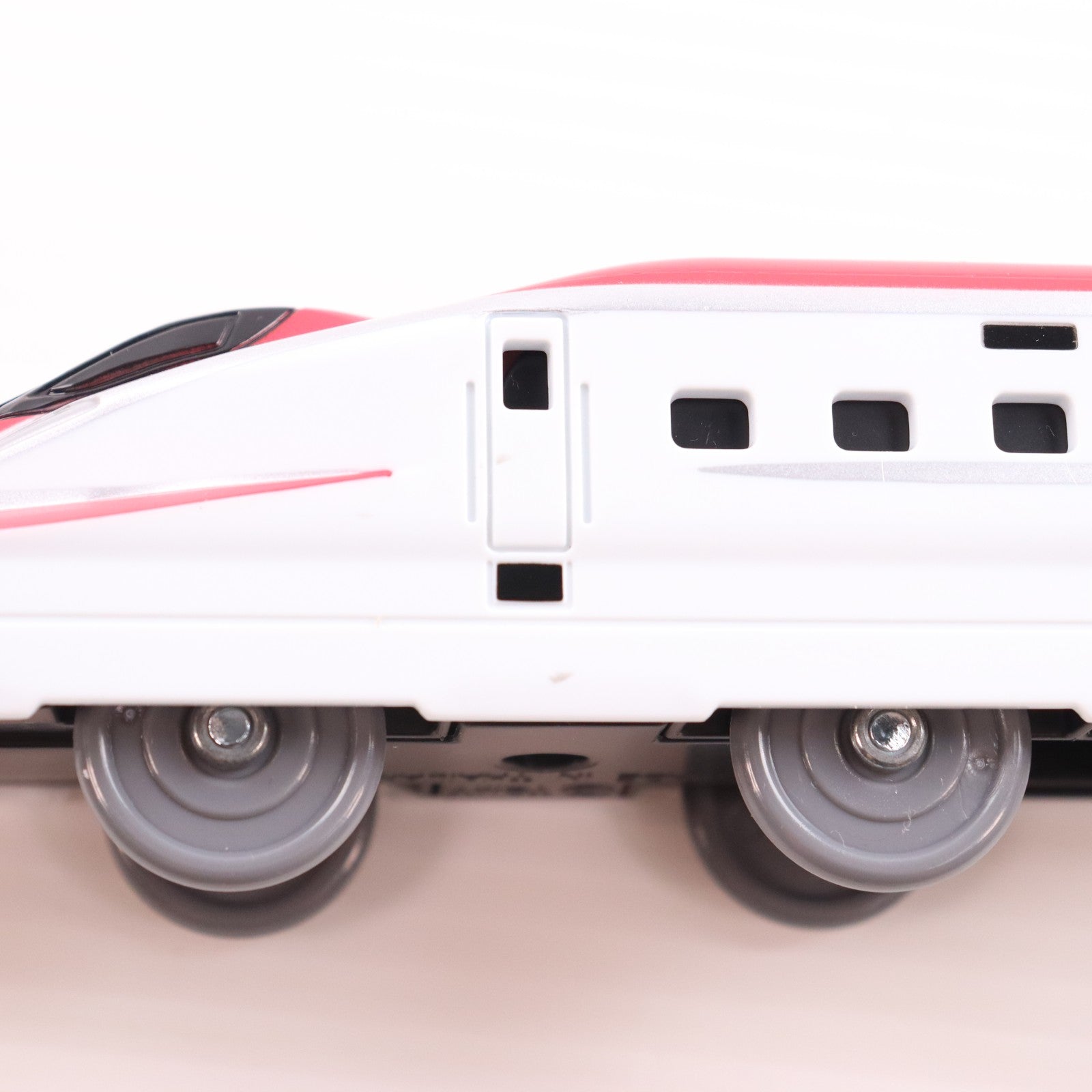 【中古即納】[RWM] プラレール S-14 E6系新幹線こまち(連結仕様)(動力付き) 鉄道模型 タカラトミー(20170331)