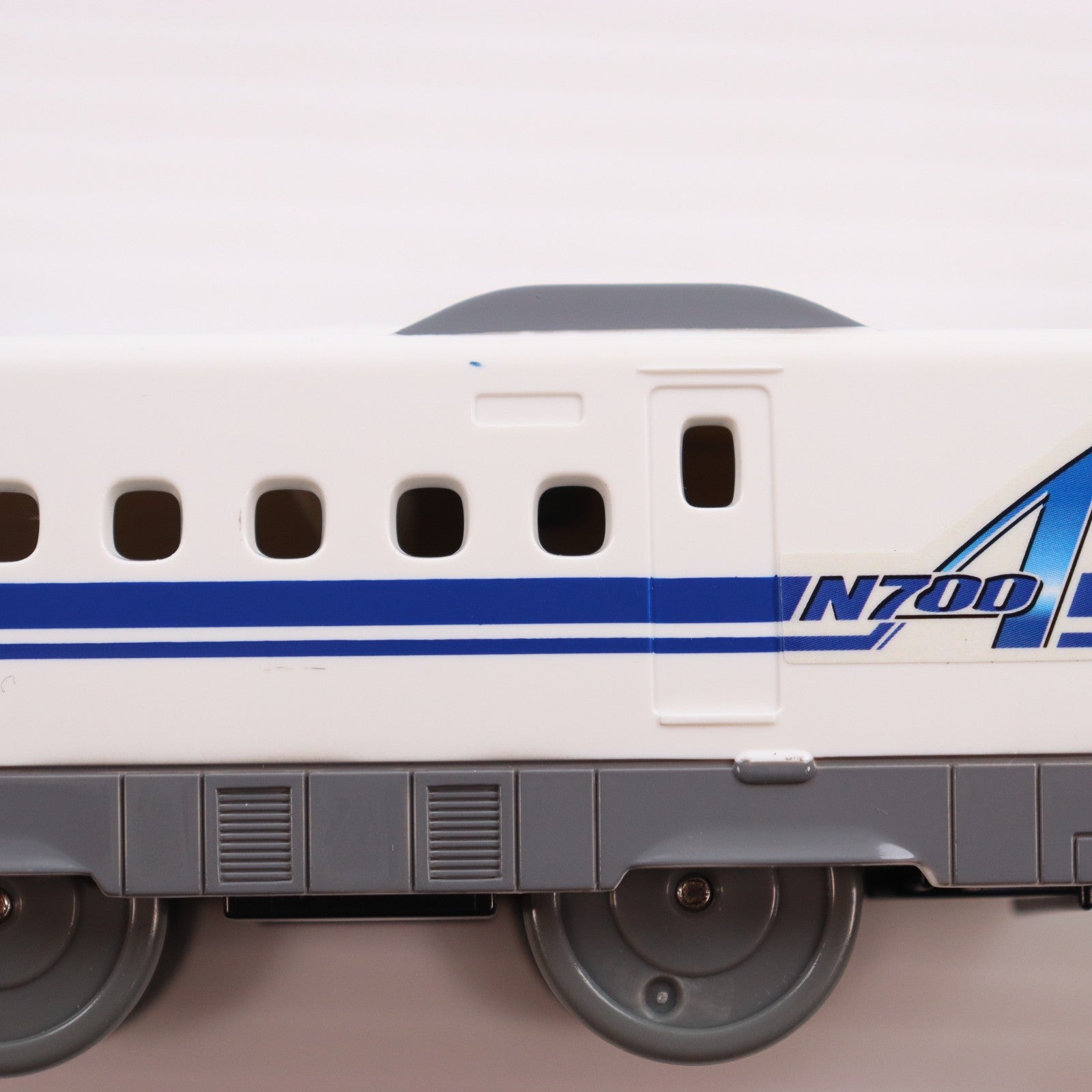 【中古即納】[RWM] プラレール S-01 ライト付N700A新幹線(動力付き) 鉄道模型 タカラトミー(20220714)