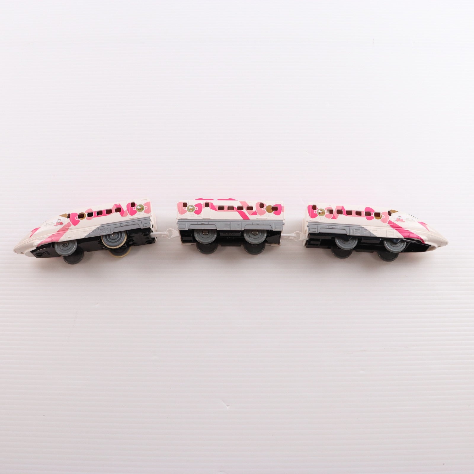 【中古即納】[RWM] プラレール S-18 ハローキティ新幹線(動力付き) 鉄道模型 タカラトミー(20211021)