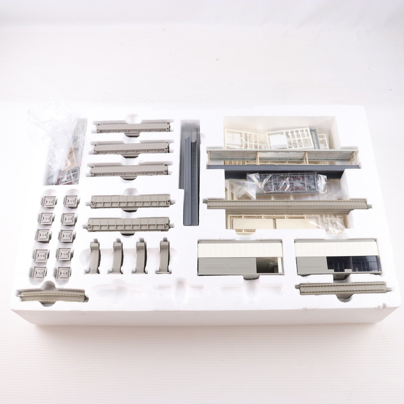 【中古即納】[RWM] 91075 Fine Track(ファイントラック) 高架複線スラブ駅セットII(HB-SLパターン) Nゲージ 鉄道模型 TOMIX(トミックス)(20081231)