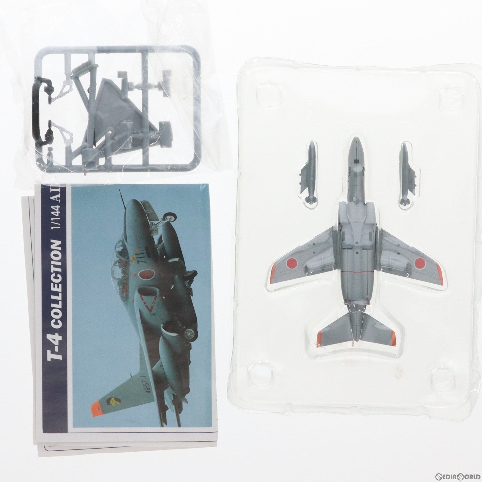 【中古即納】[PTM] 1/144 3.T-4 浜松基地 第31教育飛行隊 制空迷彩 エアワールドコレクション Vol.1 T-4コレクション プラモデル GIGA(19991231)