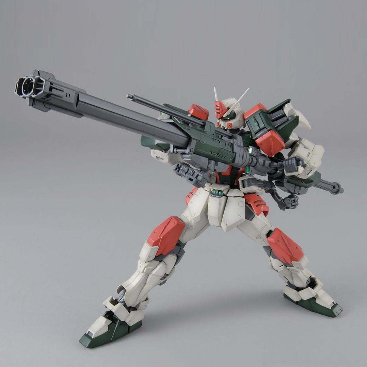 【中古即納】[PTM](再販)MG 1/100 バスターガンダム 機動戦士ガンダムSEED(シード) プラモデル(5062906) バンダイスピリッツ(20240824)