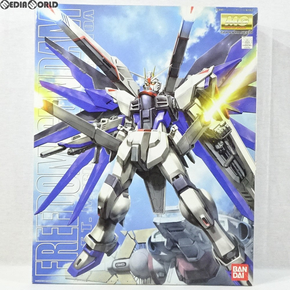 【中古即納】[PTM]MG 1/100 ZGMF-X10A フリーダムガンダム 機動戦士ガンダムSEED(シード) プラモデル バンダイ(20170930)