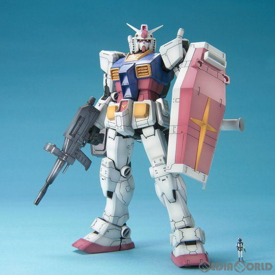 【中古即納】[PTM] MG 1/100 RX-78-2 ガンダム Ver.ONE YEAR WAR 0079 機動戦士ガンダム 一年戦争 プラモデル バンダイスピリッツ(20200531)