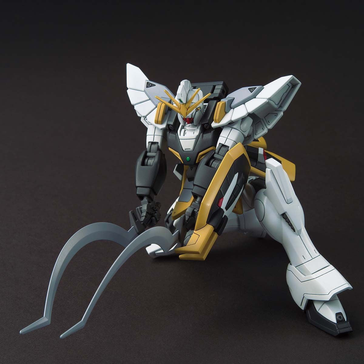 【中古即納】[PTM](再販)HGAC 1/144 ガンダムサンドロック 新機動戦記ガンダムW(ウイング) プラモデル バンダイスピリッツ(20240926)