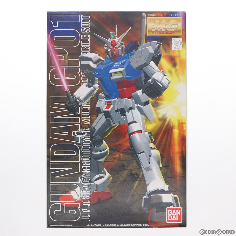 【中古即納】[PTM] MG 1/100 RX-78GP01 ガンダム試作1号機(ゼフィランサス) 機動戦士ガンダム0083 STARDUST MEMORY(スターダストメモリー) プラモデル(0057919) バンダイ(19970807)