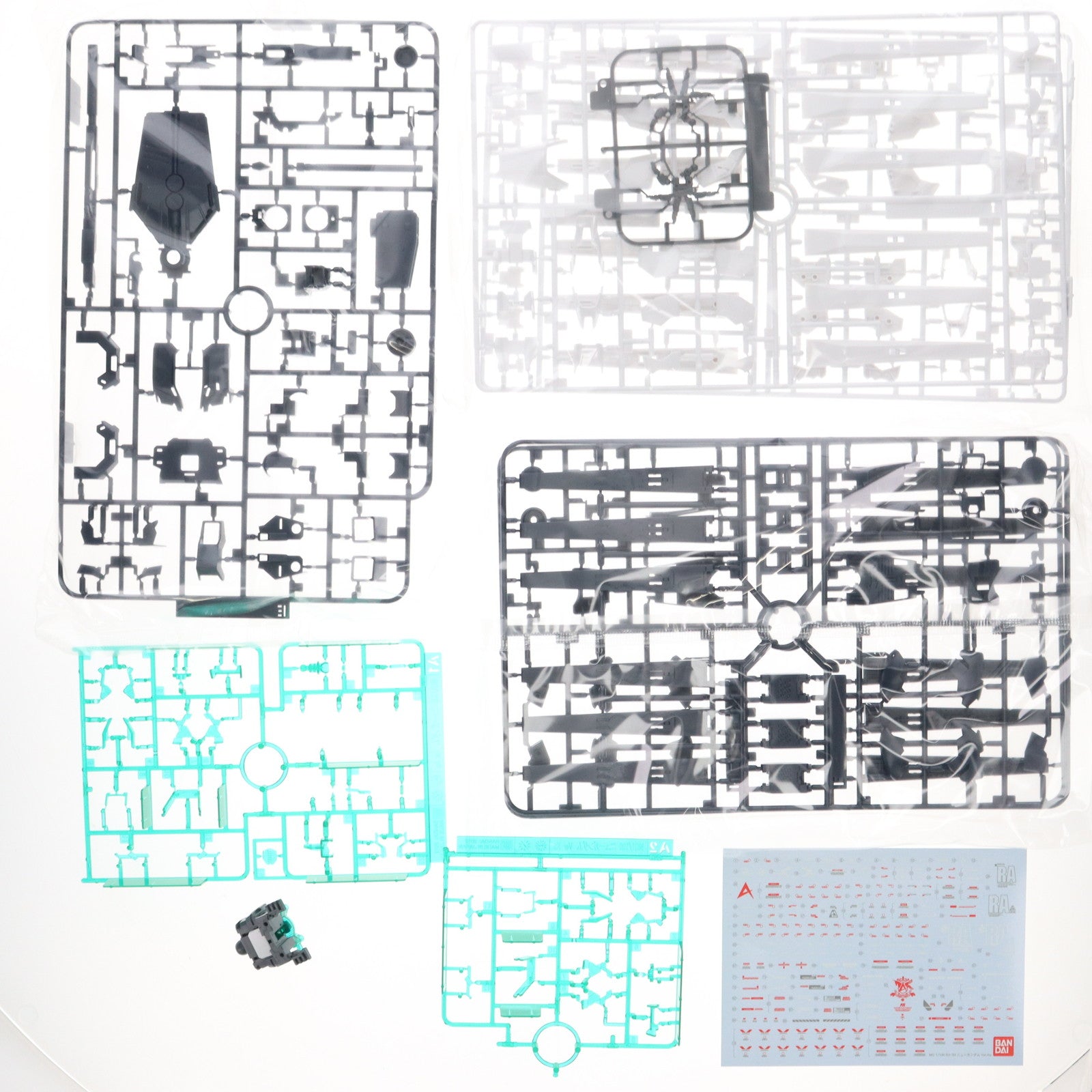 【中古即納】[PTM] MG 1/100 RX-93 νガンダム Ver.Ka プレミアムデカール同梱版 機動戦士ガンダム 逆襲のシャア プラモデル(0222240) バンダイ(20170930)