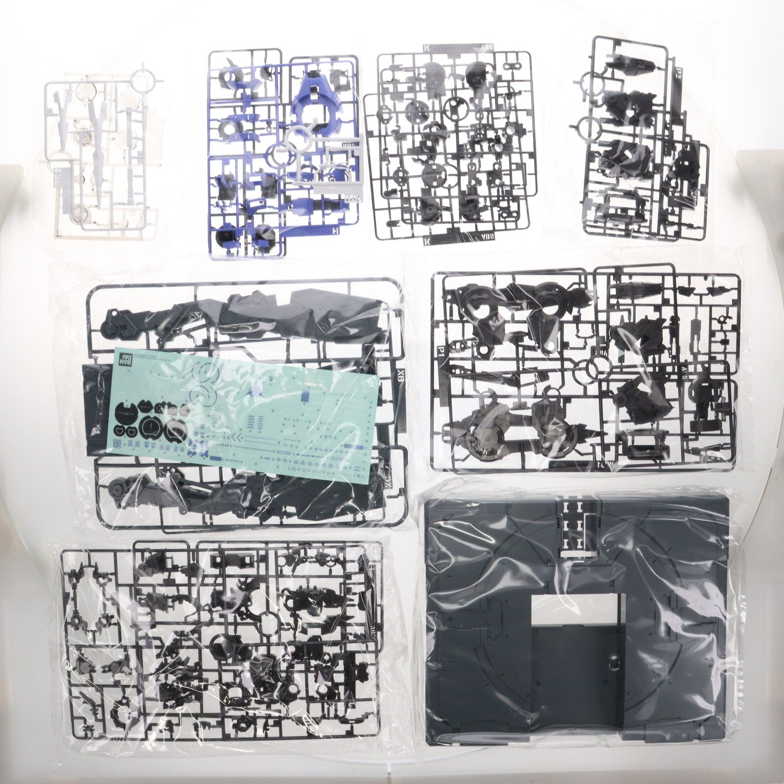 【中古即納】[PTM] PG 1/60 GN-001 ガンダムエクシア(LIGHTING MODEL) 機動戦士ガンダム00(ダブルオー) プラモデル(0219773) バンダイ(20171202)