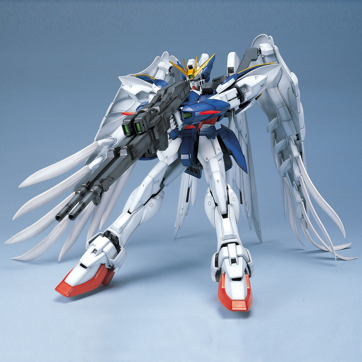 【中古即納】[PTM] (再販) PG 1/60 XXXG-00W0 ウイングガンダムゼロカスタム 新機動戦記ガンダムW Endless Waltz(エンドレスワルツ) プラモデル(5063825) バンダイスピリッツ(20241002)
