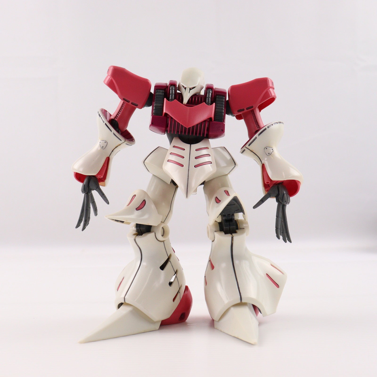 【中古即納】[PTM] MG 1/100 AMX-004 キュベレイ 機動戦士Zガンダム プラモデル(0104021) バンダイ(20181016)