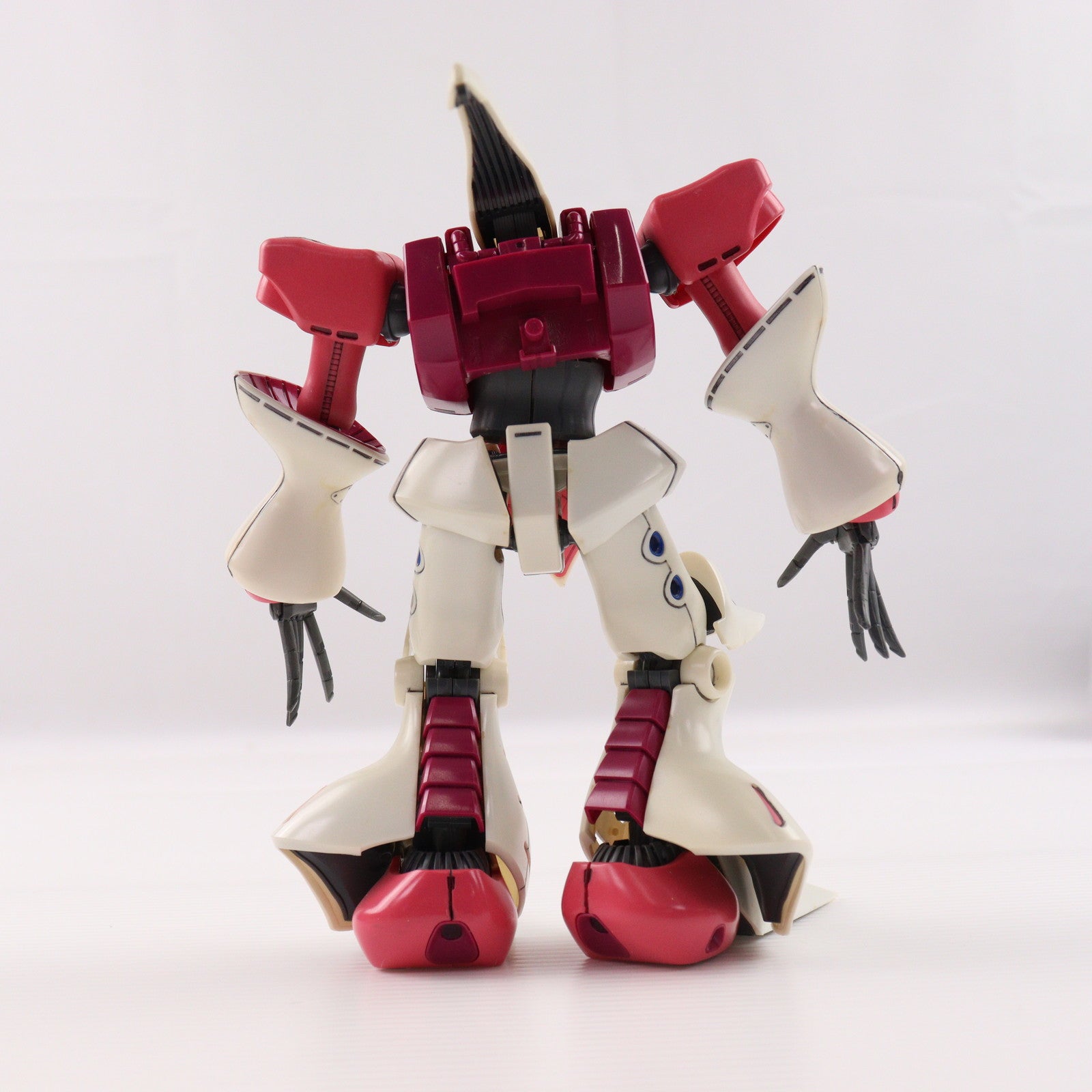 【中古即納】[PTM] MG 1/100 AMX-004 キュベレイ 機動戦士Zガンダム プラモデル(0104021) バンダイ(20181016)