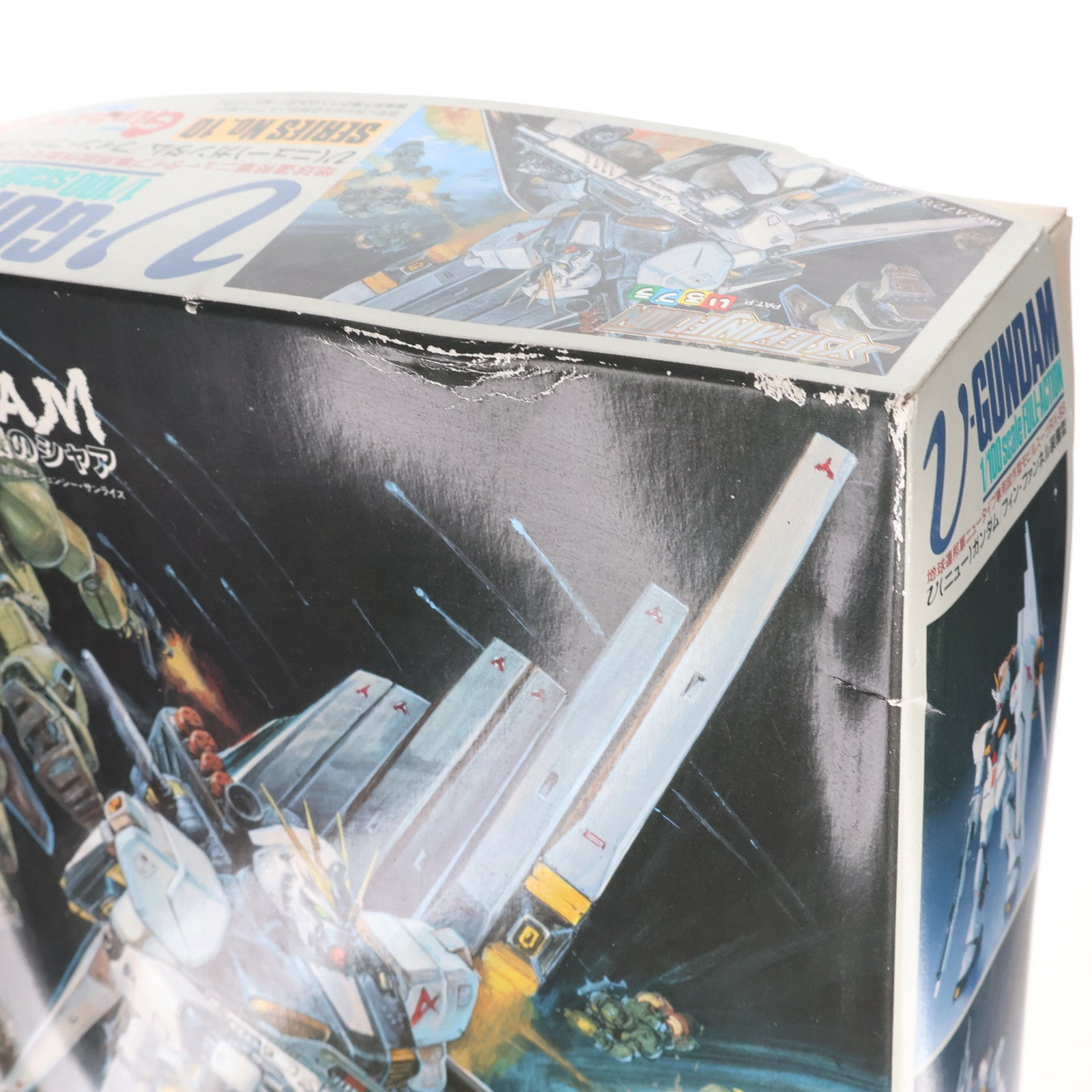 【中古即納】[PTM] 1/100 RX-93 νガンダム フィン・ファンネル装備型 機動戦士ガンダム 逆襲のシャア プラモデル(0024728) バンダイ(20180731)