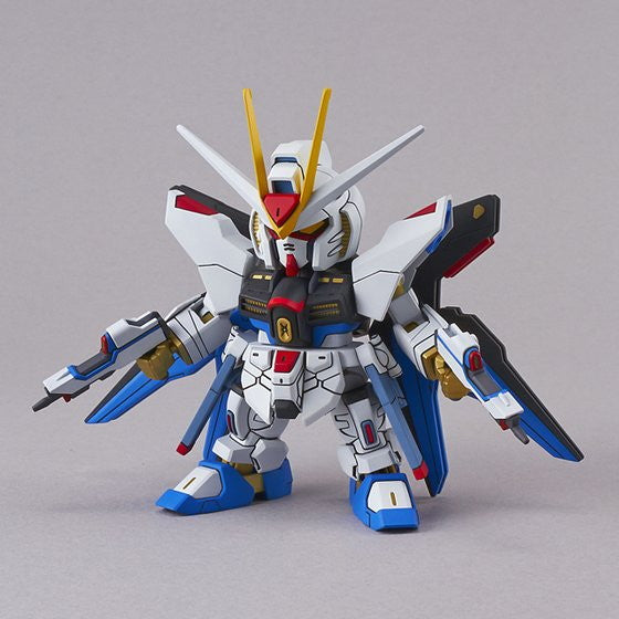 【中古即納】[PTM] (再々販) SDガンダム EXスタンダード 006 ZGMF-X20A ストライクフリーダムガンダム 機動戦士ガンダムSEED DESTINY(シード デスティニー) プラモデル(5065620) バンダイスピリッツ(20250201)
