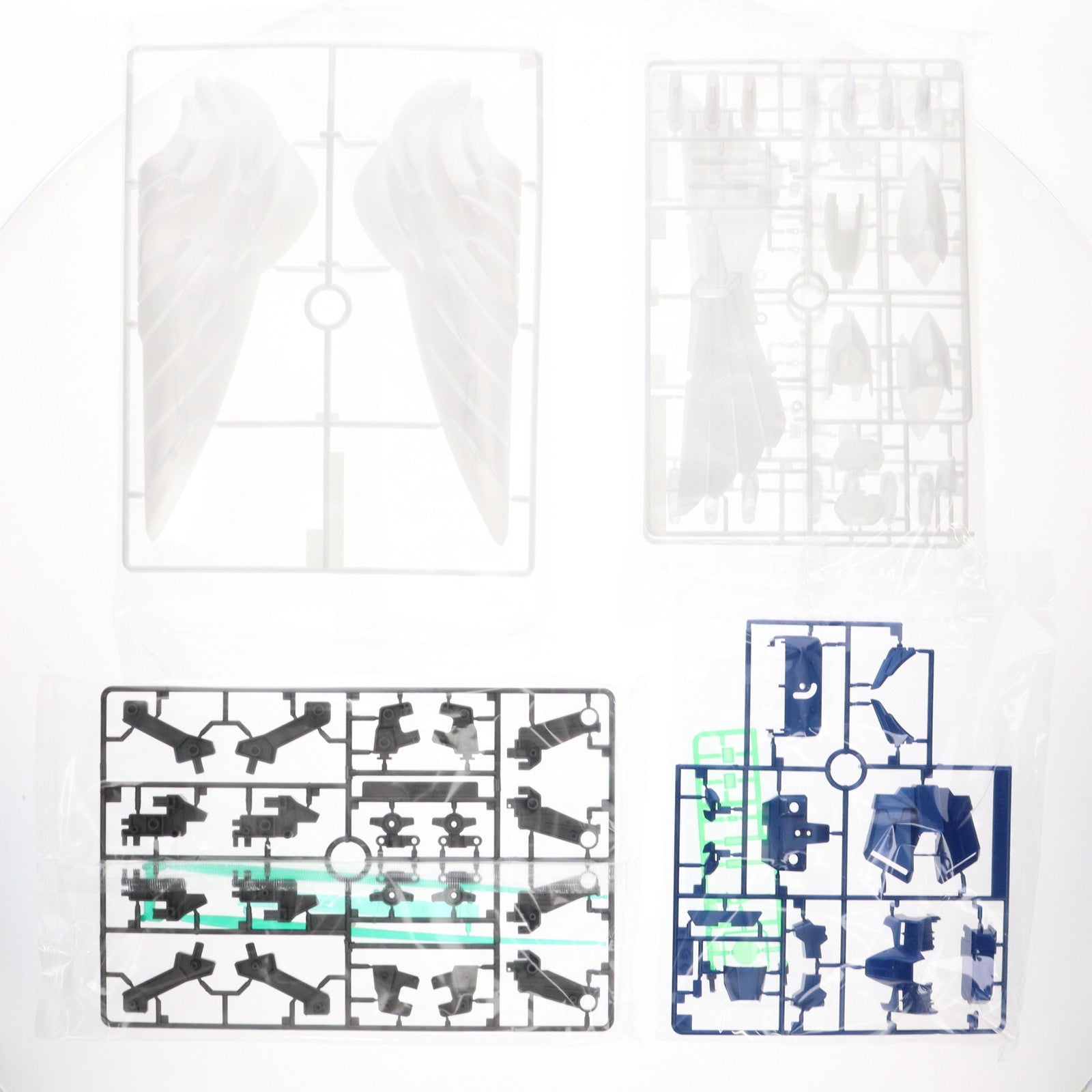 【中古即納】[PTM] PG 1/60 XXXG-00W0 ウイングガンダムゼロ(EW版)パールミラーコーティングVer. 新機動戦記ガンダムW Endless Waltz(ウイング エンドレスワルツ) プラモデル(0149843) バンダイ(20180228)