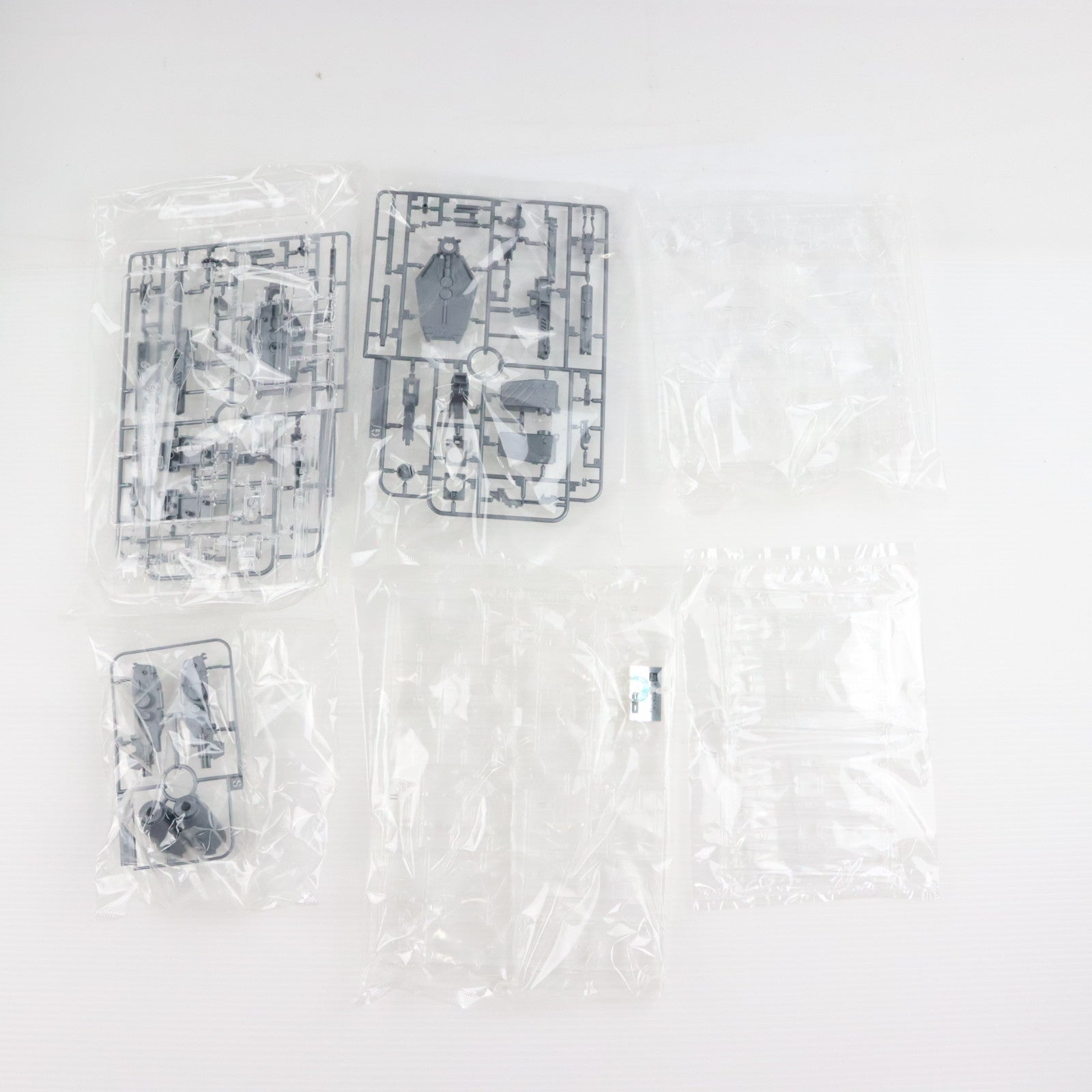 【中古即納】[PTM] MG 1/100 FA-93-ν2HWS Hi-νガンダム H.W.S. Ver.Ka メカニカルクリア 機動戦士ガンダム 逆襲のシャア ベルトーチカ・チルドレン プラモデル(0201889) ガンプラEXPO ワールドツアージャパン 2015限定 バンダイ(20151120)
