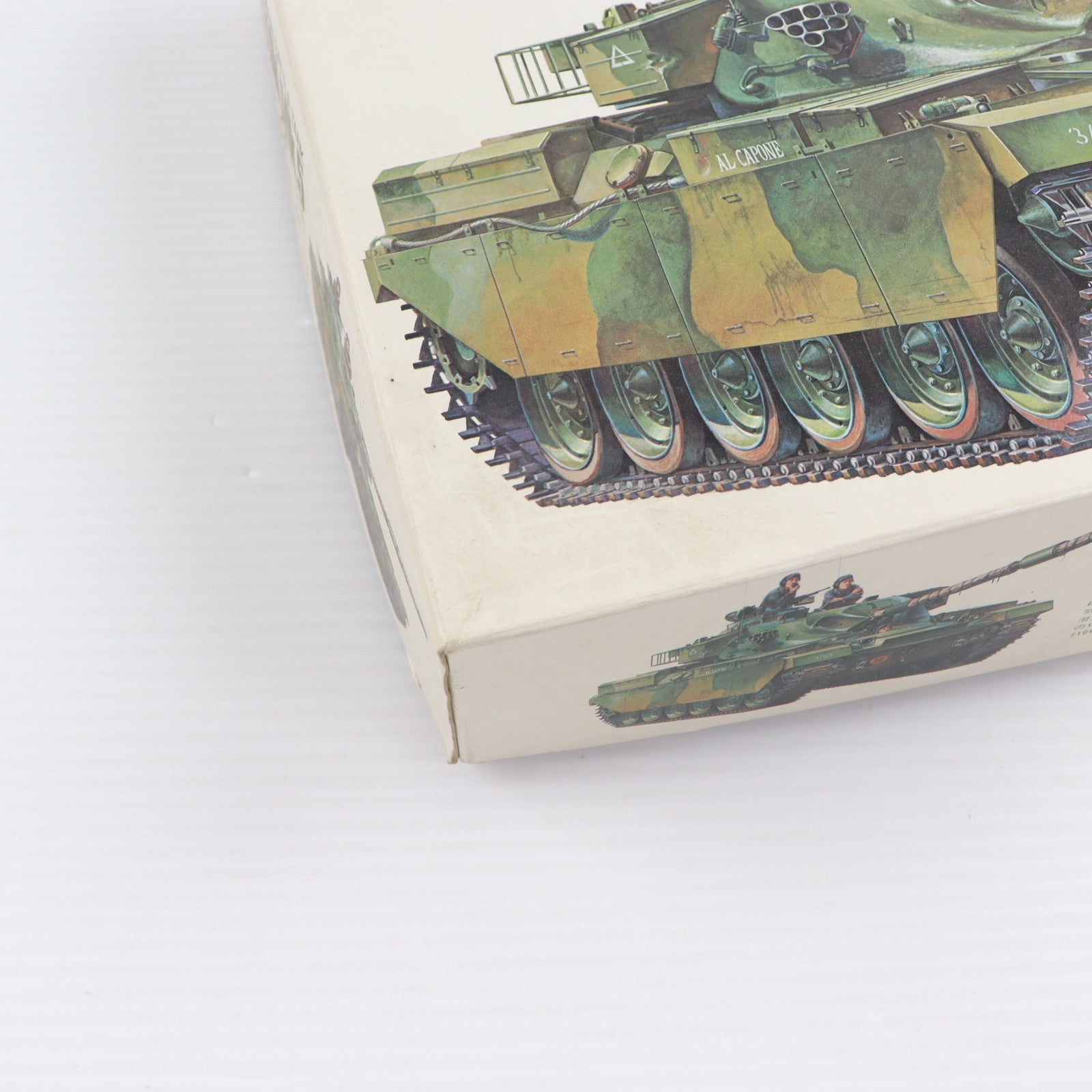 【中古即納】[PTM] ミリタリーミニチュアシリーズ No.68 1/35 イギリス戦車 チーフテン Mk.5 プラモデル(35068) タミヤ(19991231)