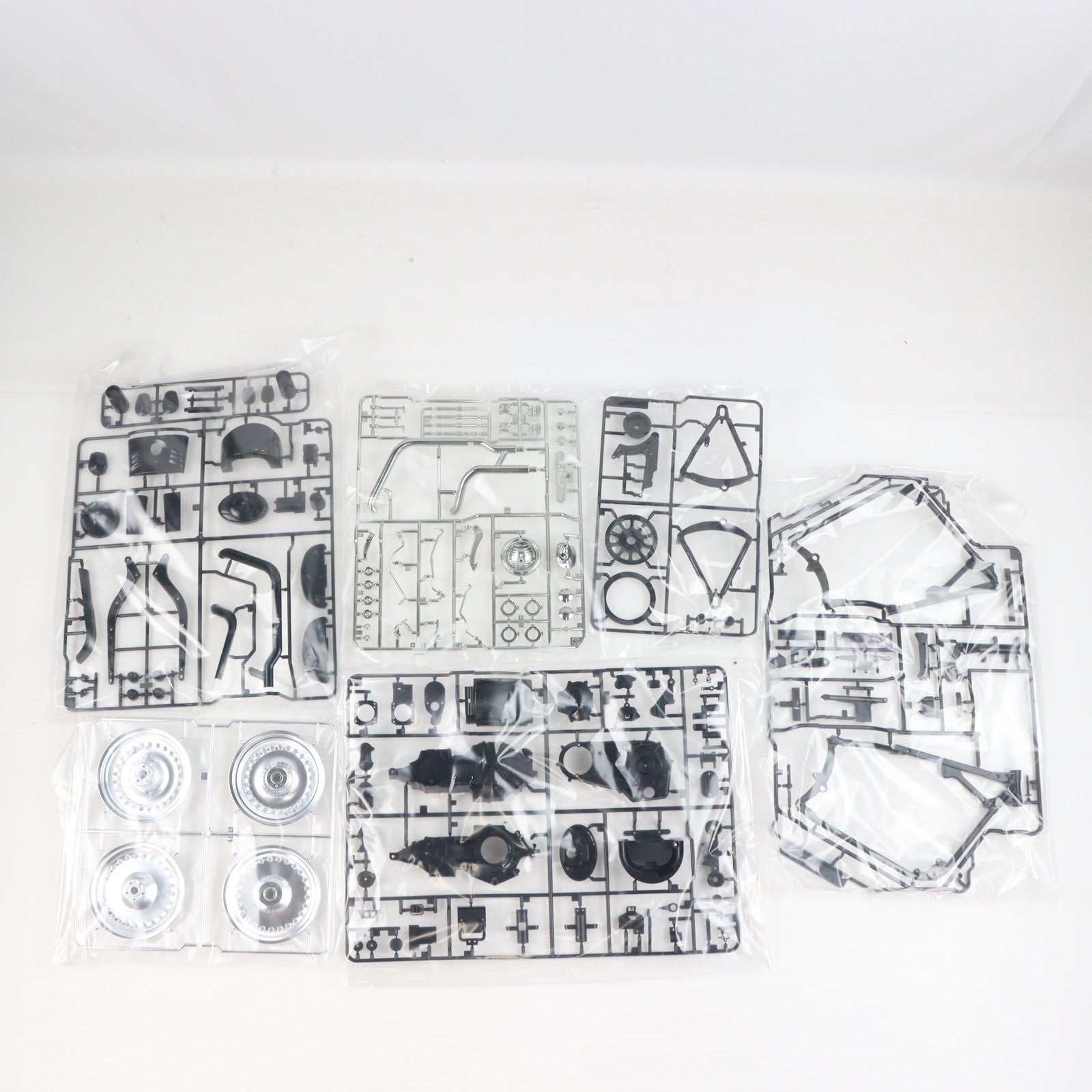 【中古即納】[PTM] オートバイシリーズ No.41 1/6 ハーレーダビッドソン FLSTFB ファットボーイ ロー ディスプレイモデル プラモデル(16041) タミヤ(20131130)