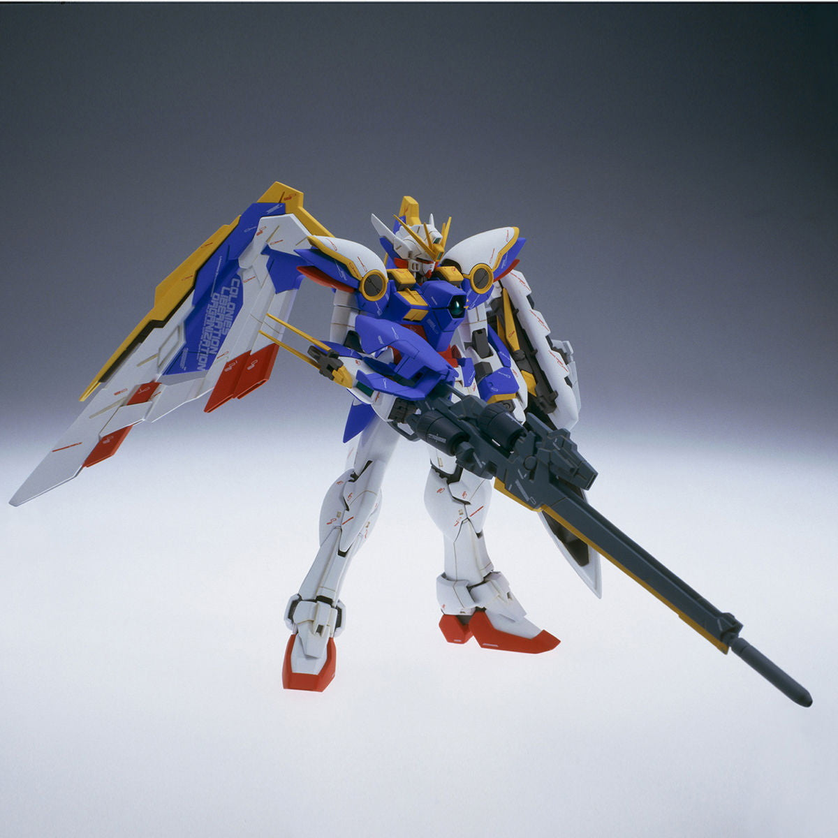 【中古即納】[PTM] (再販) MG 1/100 XXXG-01W ウイングガンダム(Ver.Ka) 新機動戦記ガンダムW(ウイング) プラモデル(5062839) バンダイスピリッツ(20241130)