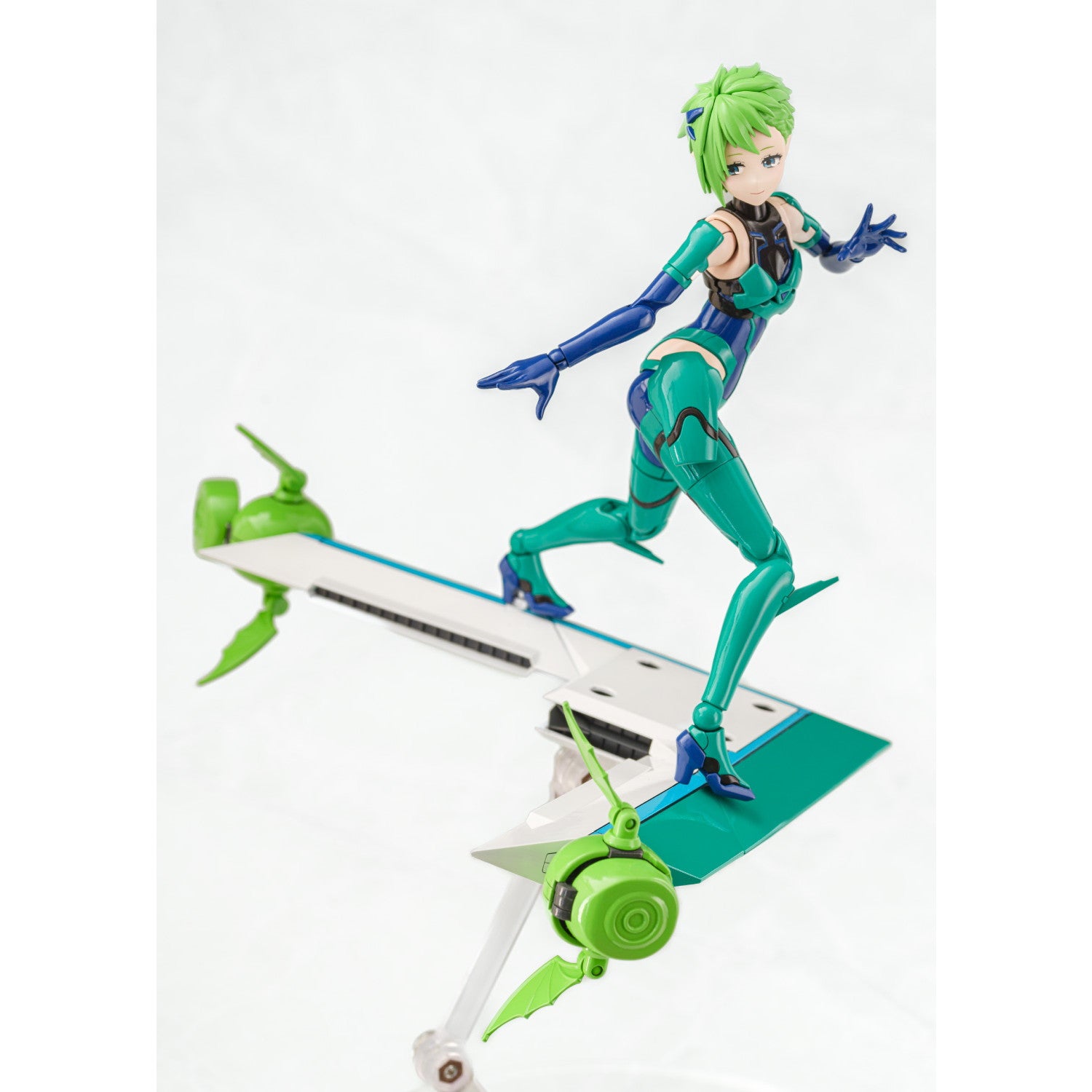 【中古即納】[PTM] V.F.G. MC-15 VF-31A カイロス レイナ・プラウラー マクロスΔ(デルタ) プラモデル(065266) アオシマ(20241023)