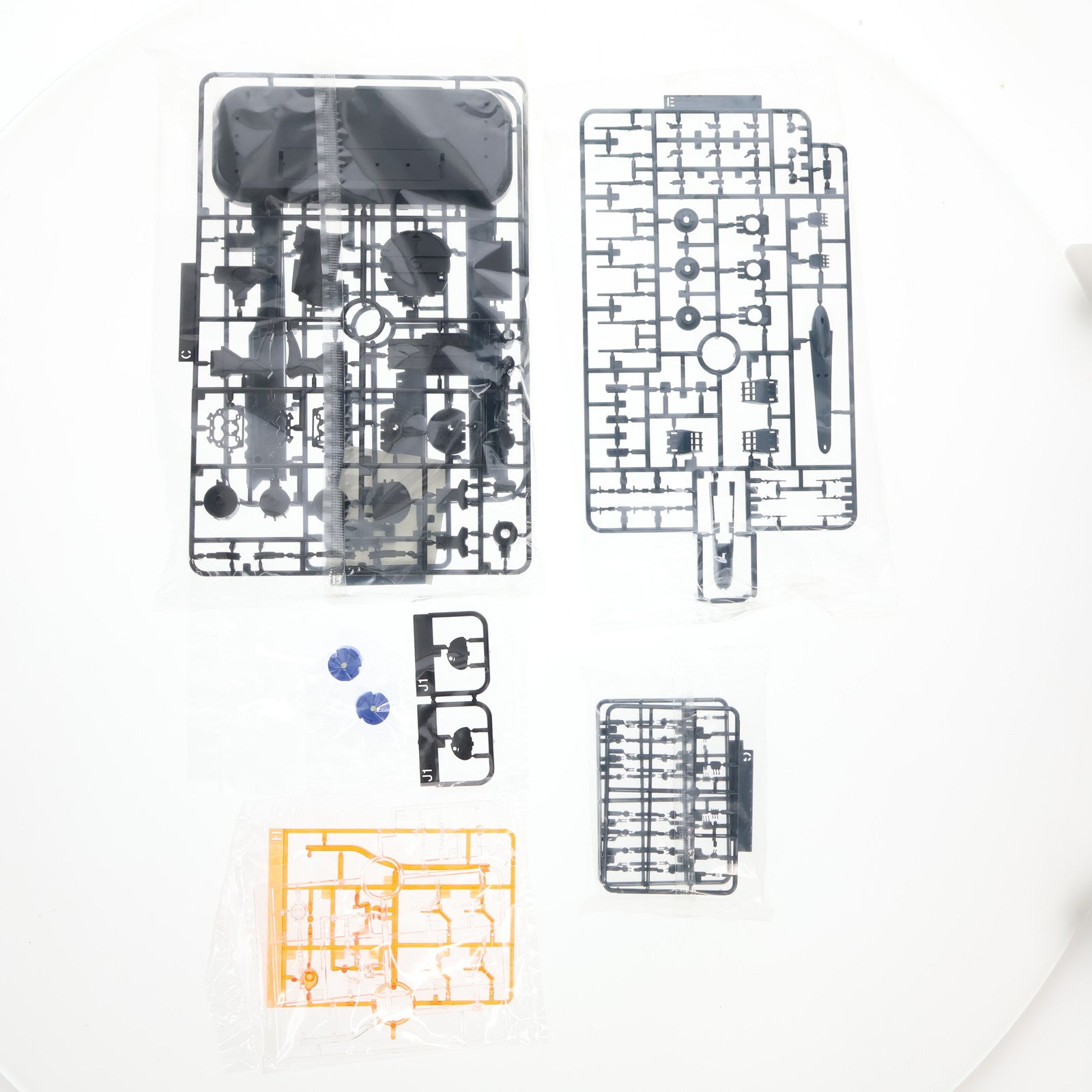 【中古即納】[PTM] 1/1000 宇宙戦艦ヤマト 2202 宇宙戦艦ヤマト2202 愛の戦士たち プラモデル(0219552) バンダイ(20171014)