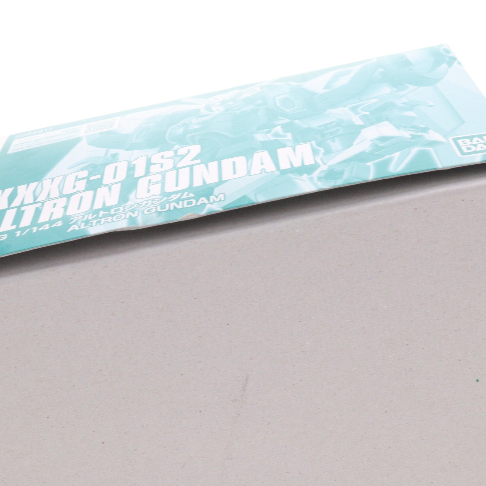 【中古即納】[PTM] プレミアムバンダイ限定 HG 1/144 XXXG-01S2 アルトロンガンダム 新機動戦記ガンダムW(ウイング) プラモデル(5066917) バンダイスピリッツ(20241031)