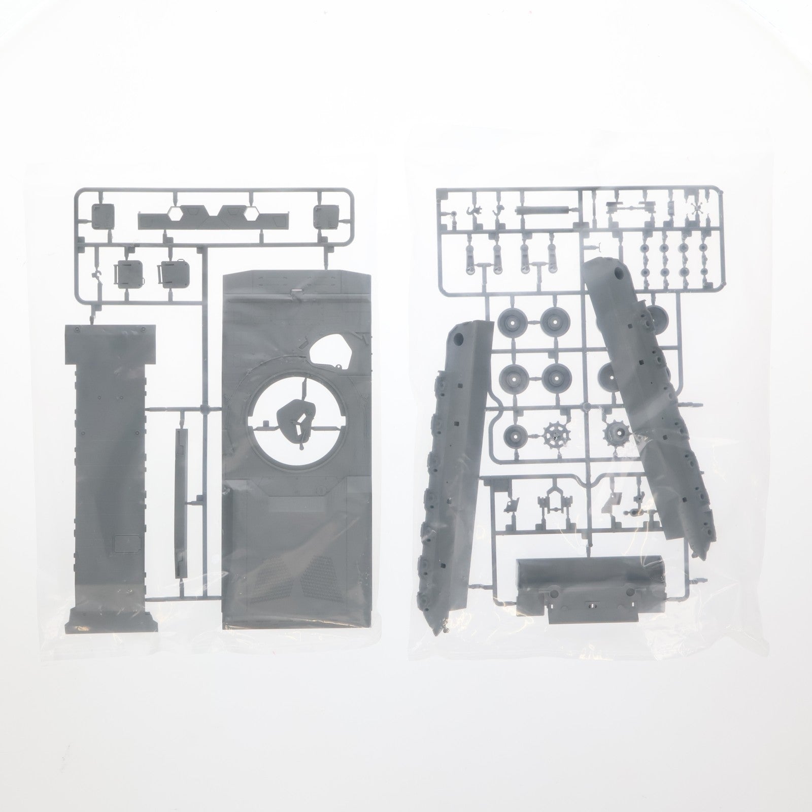 【中古即納】[PTM] 1/35 次世代主力戦車 KF51 パンター プラモデル(AMH35A047) Amusing Hobby(アミュージングホビー)(20230616)