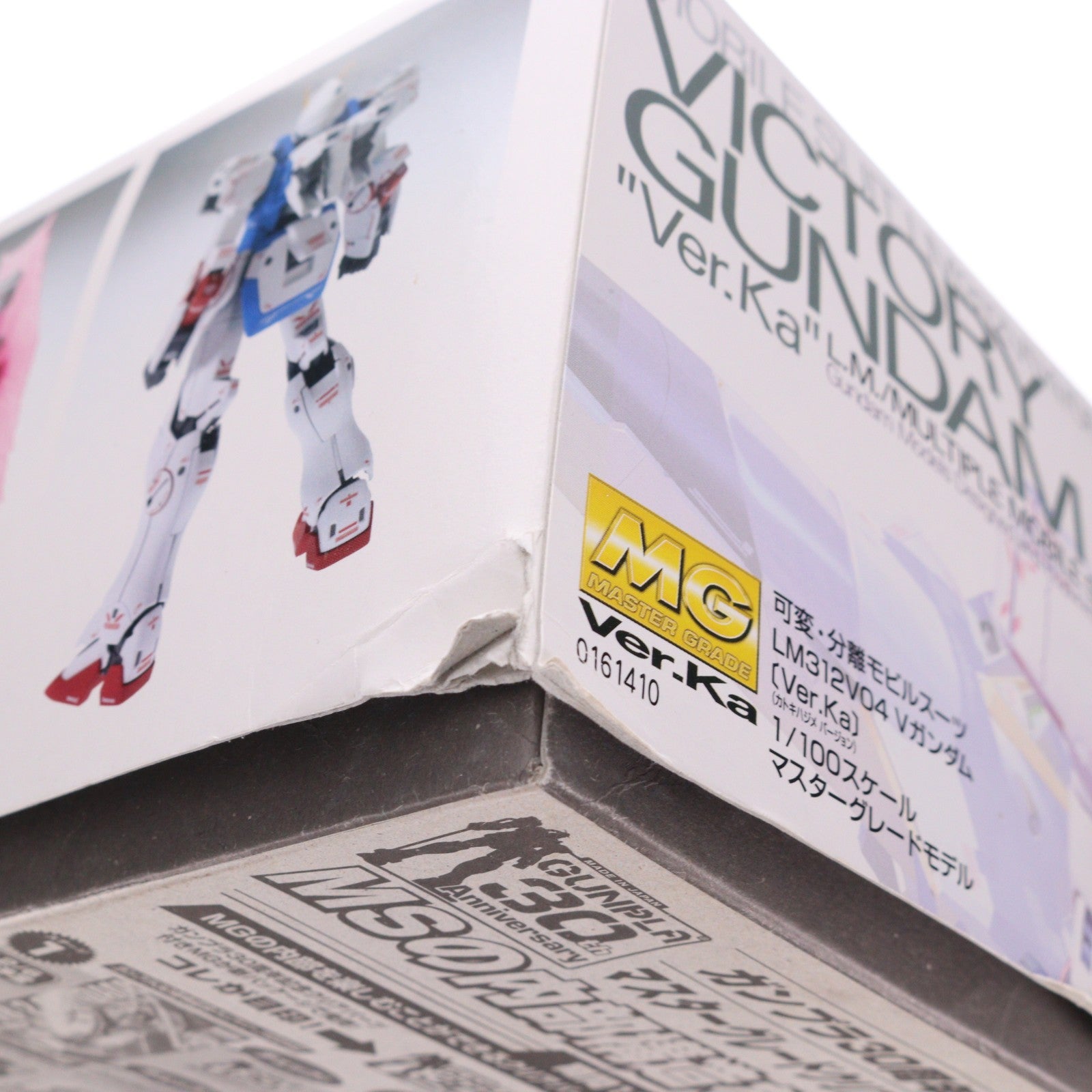 【中古即納】[PTM] MG 1/100 LM312V04 Vガンダム Ver.Ka(スペシャルクリア外装パーツ付) 機動戦士Vガンダム プラモデル(161410) バンダイ(20100825)