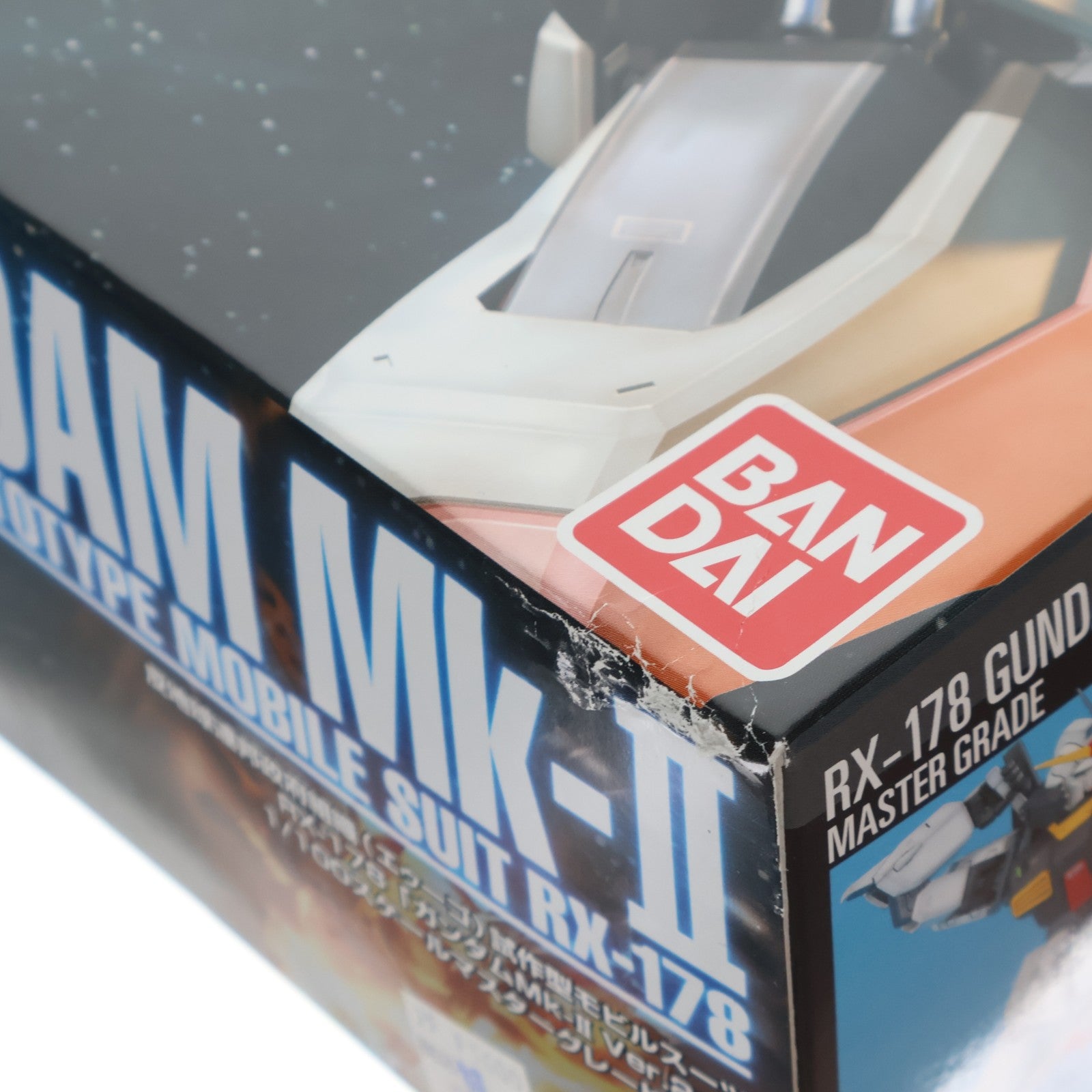 【中古即納】[PTM] MG 1/100 RX-178 ガンダムMk-II(エゥーゴ) Ver.2.0 機動戦士Zガンダム プラモデル(0138412) バンダイ(20140930)
