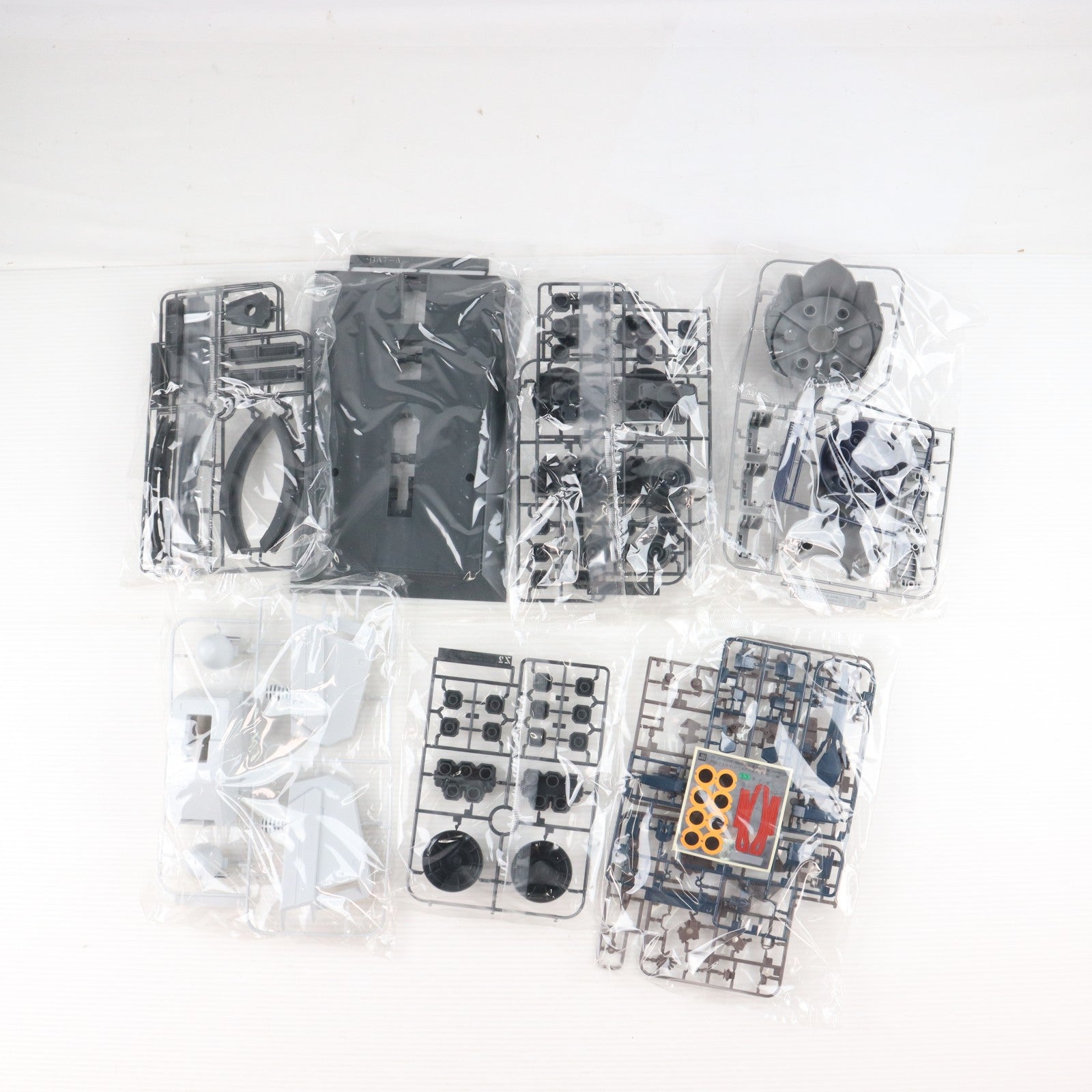 【中古即納】[PTM] プレミアムバンダイ限定 HG 1/144 IIネオ・ジオング(ナラティブVer.) 機動戦士ガンダムNT プラモデル(5055850) バンダイスピリッツ(20190228)